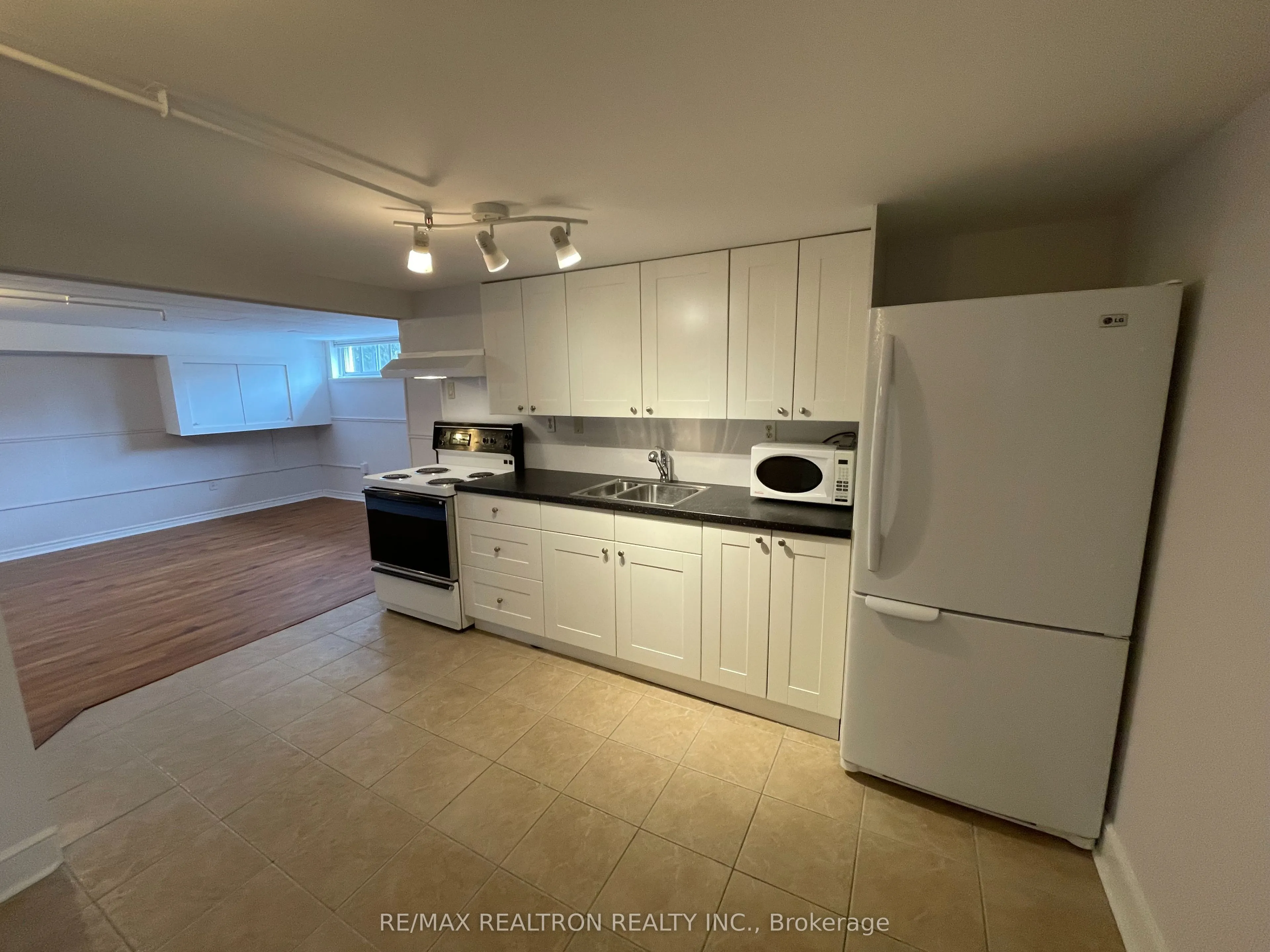 62 Child Drive, #Main Fl