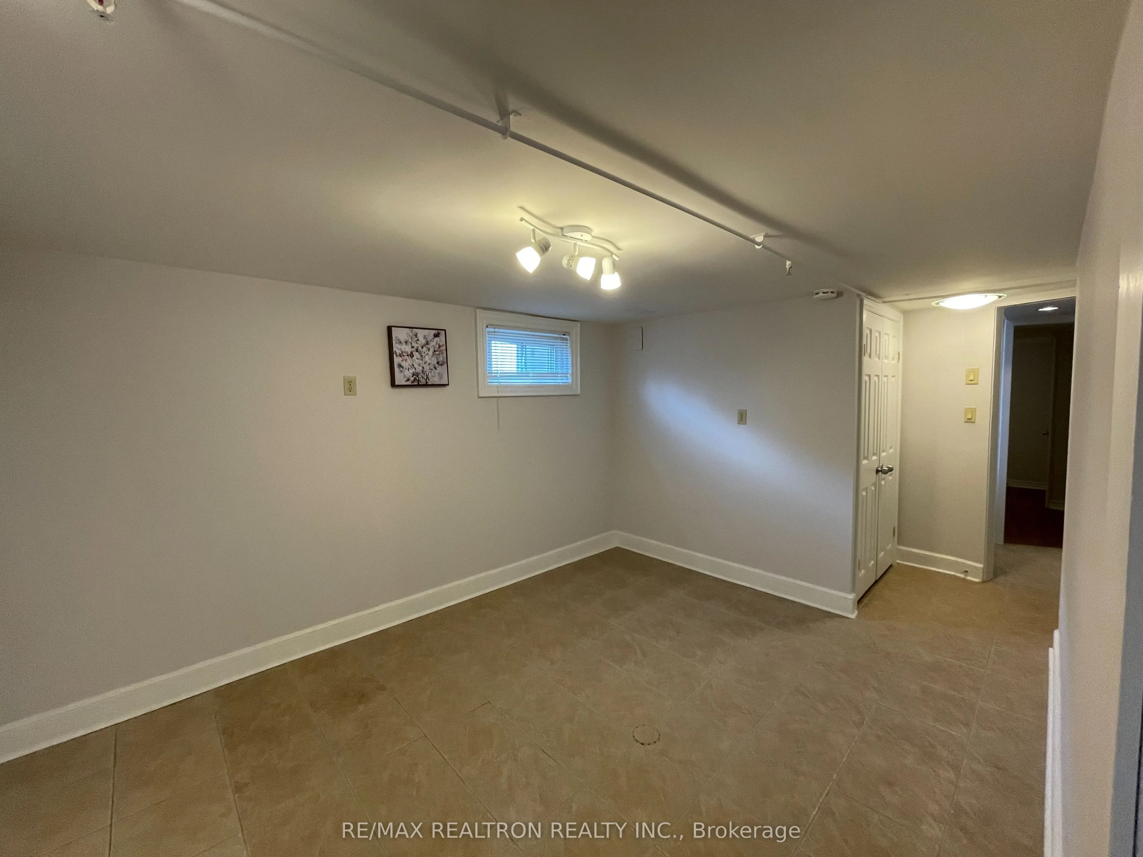 62 Child Drive, #Main Fl