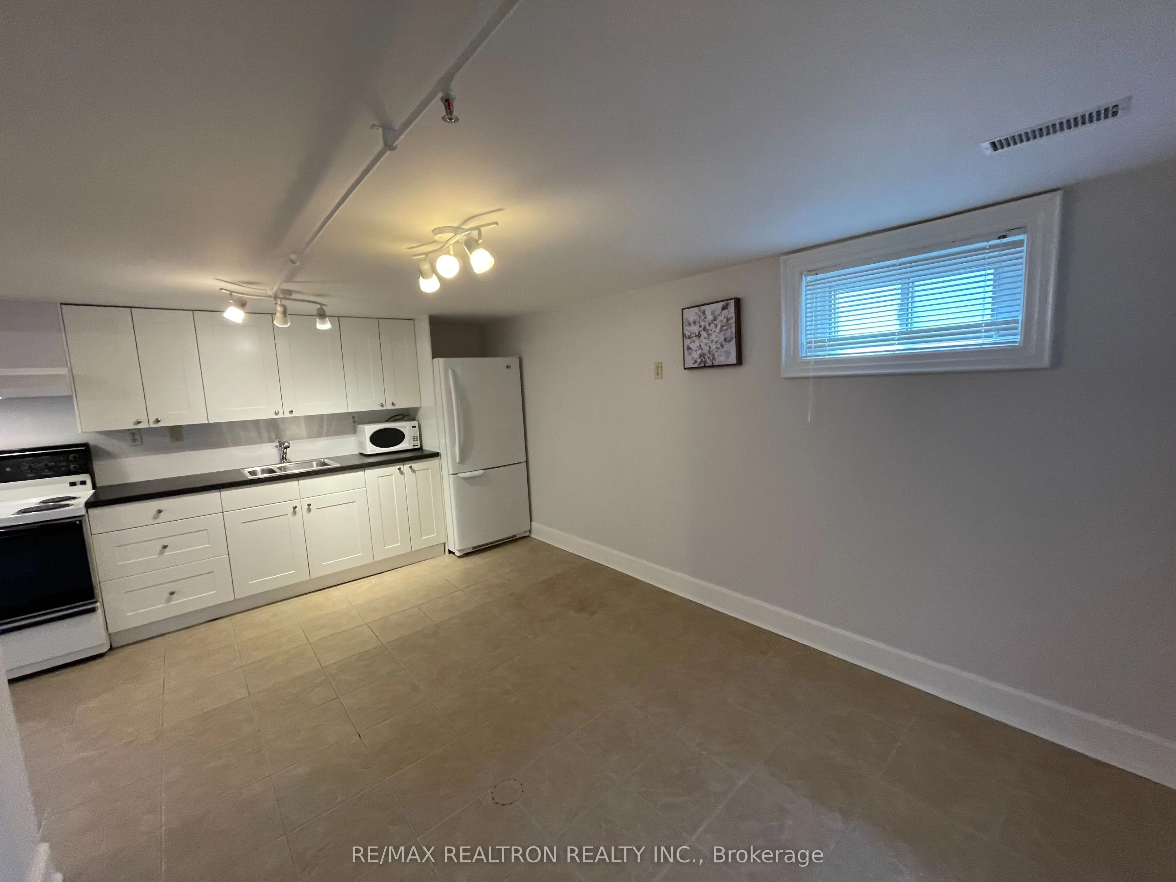 62 Child Drive, #Main Fl
