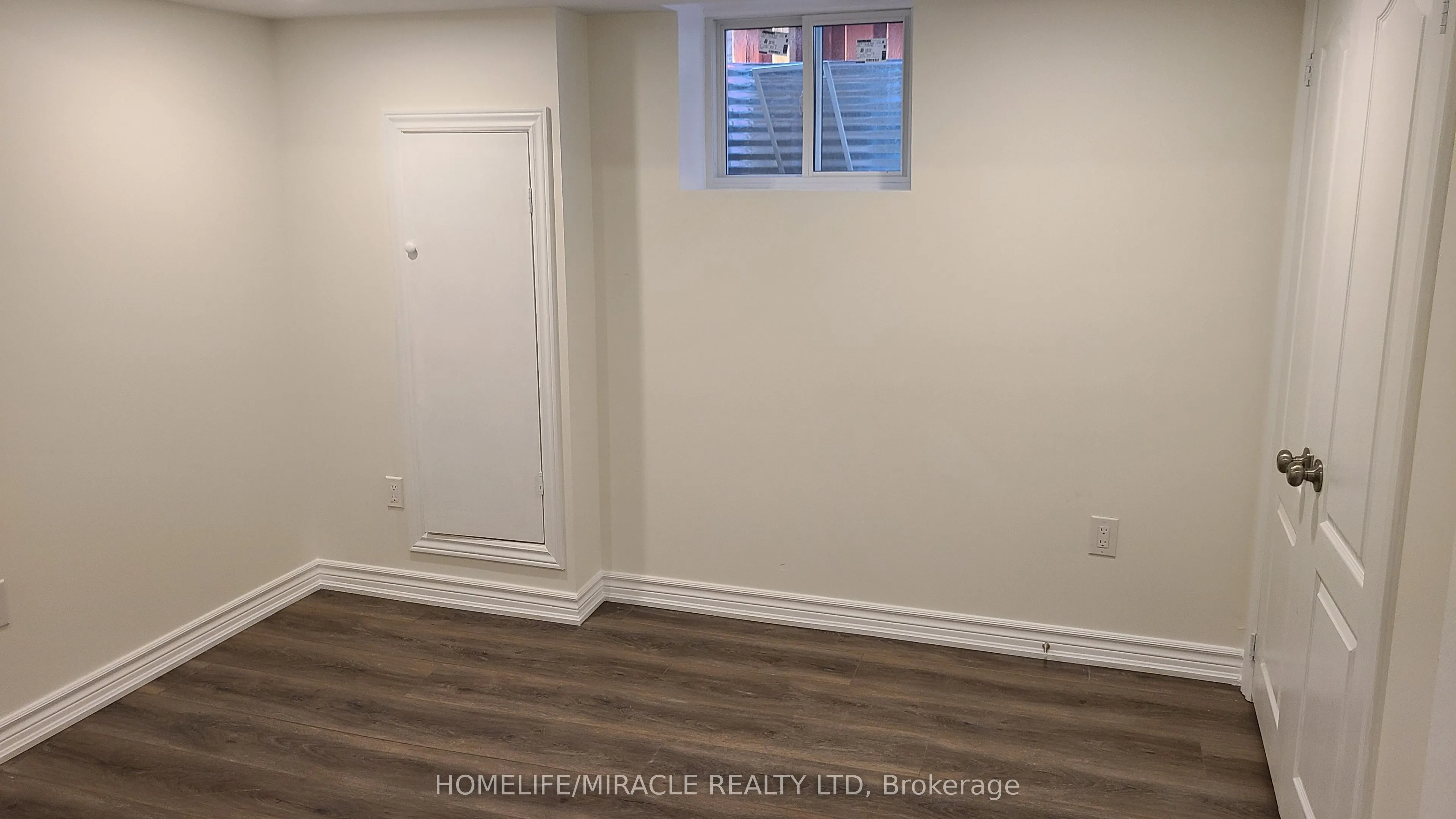 35 Vellore Woods Boulevard