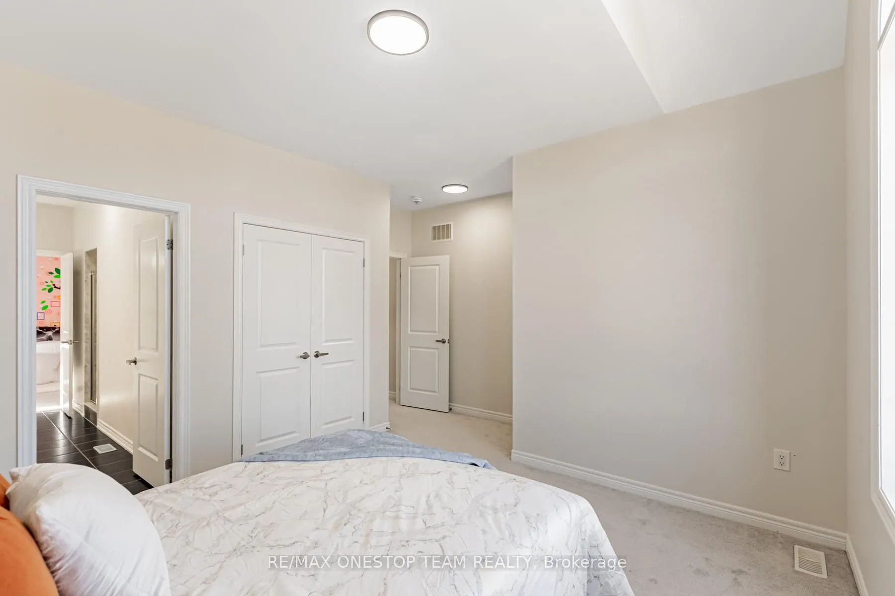 16 Nocturne Avenue