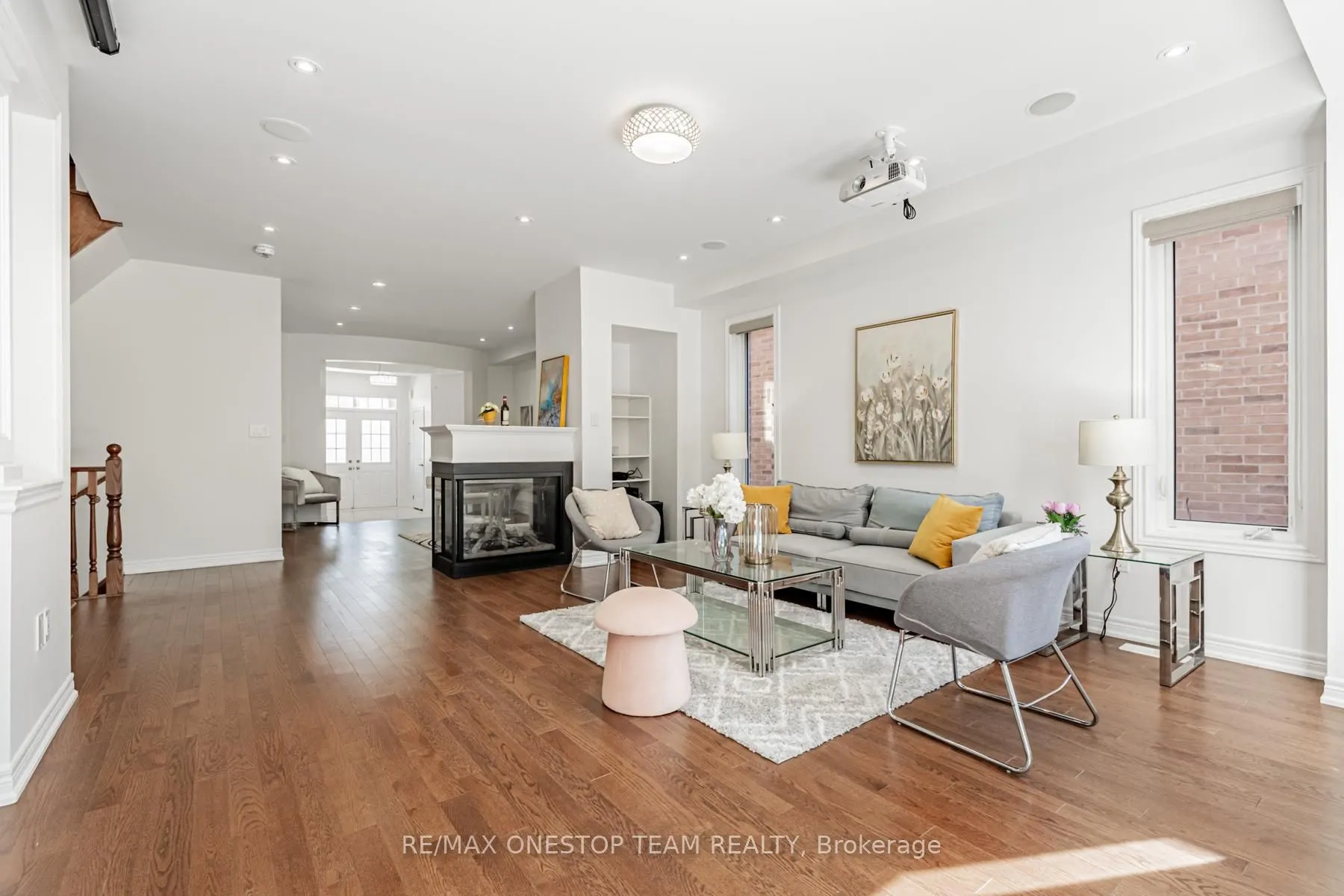 16 Nocturne Avenue