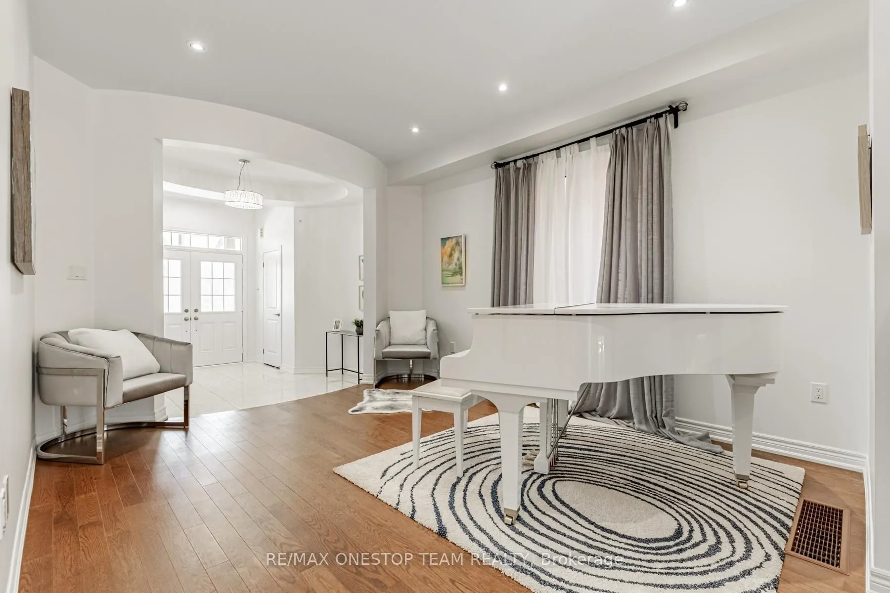 16 Nocturne Avenue