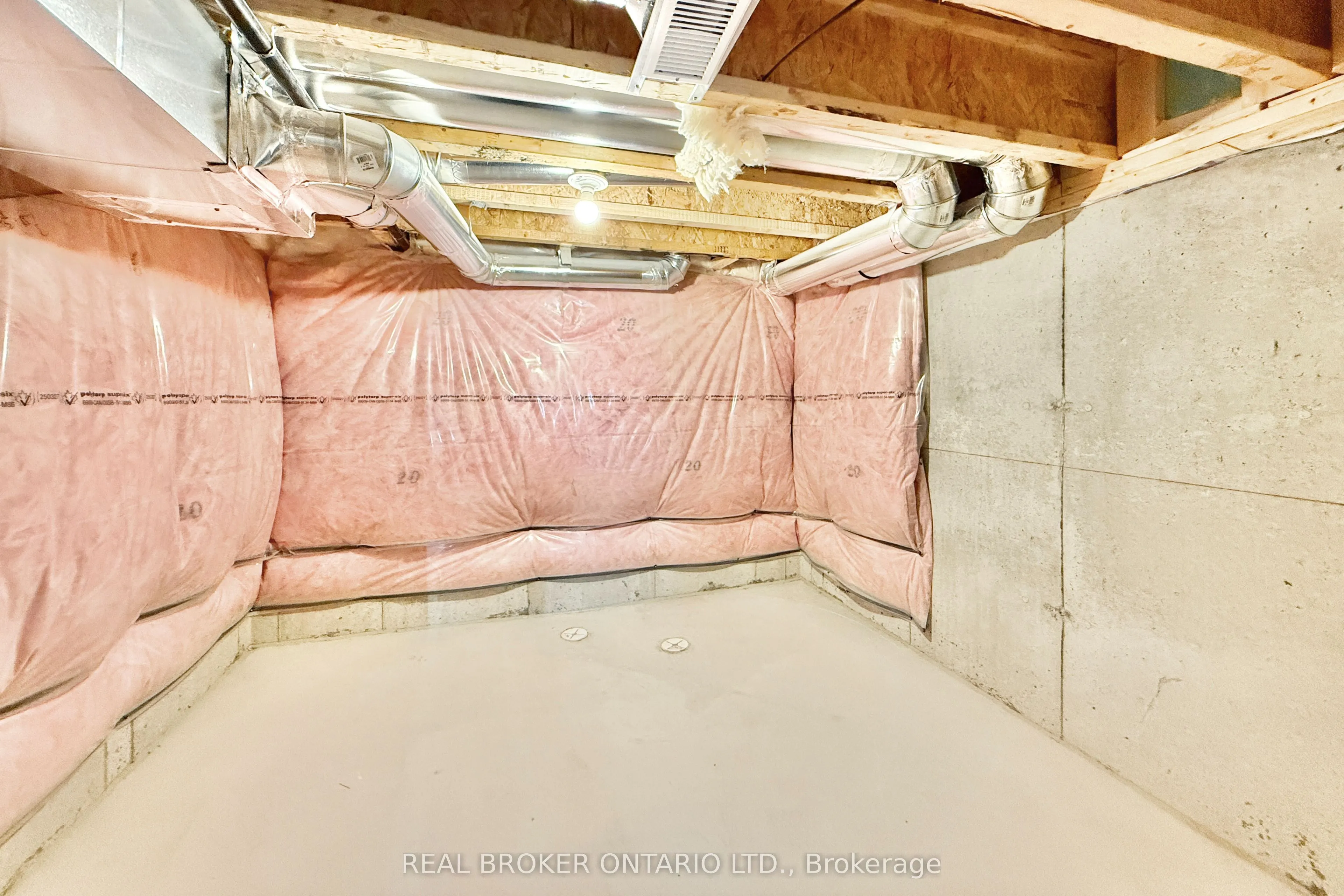 17 Freeman Williams Street