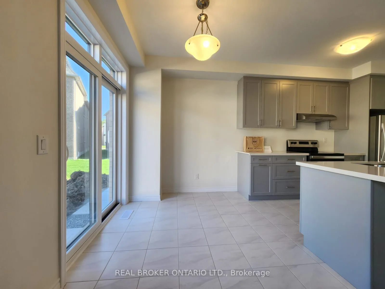 17 Freeman Williams Street