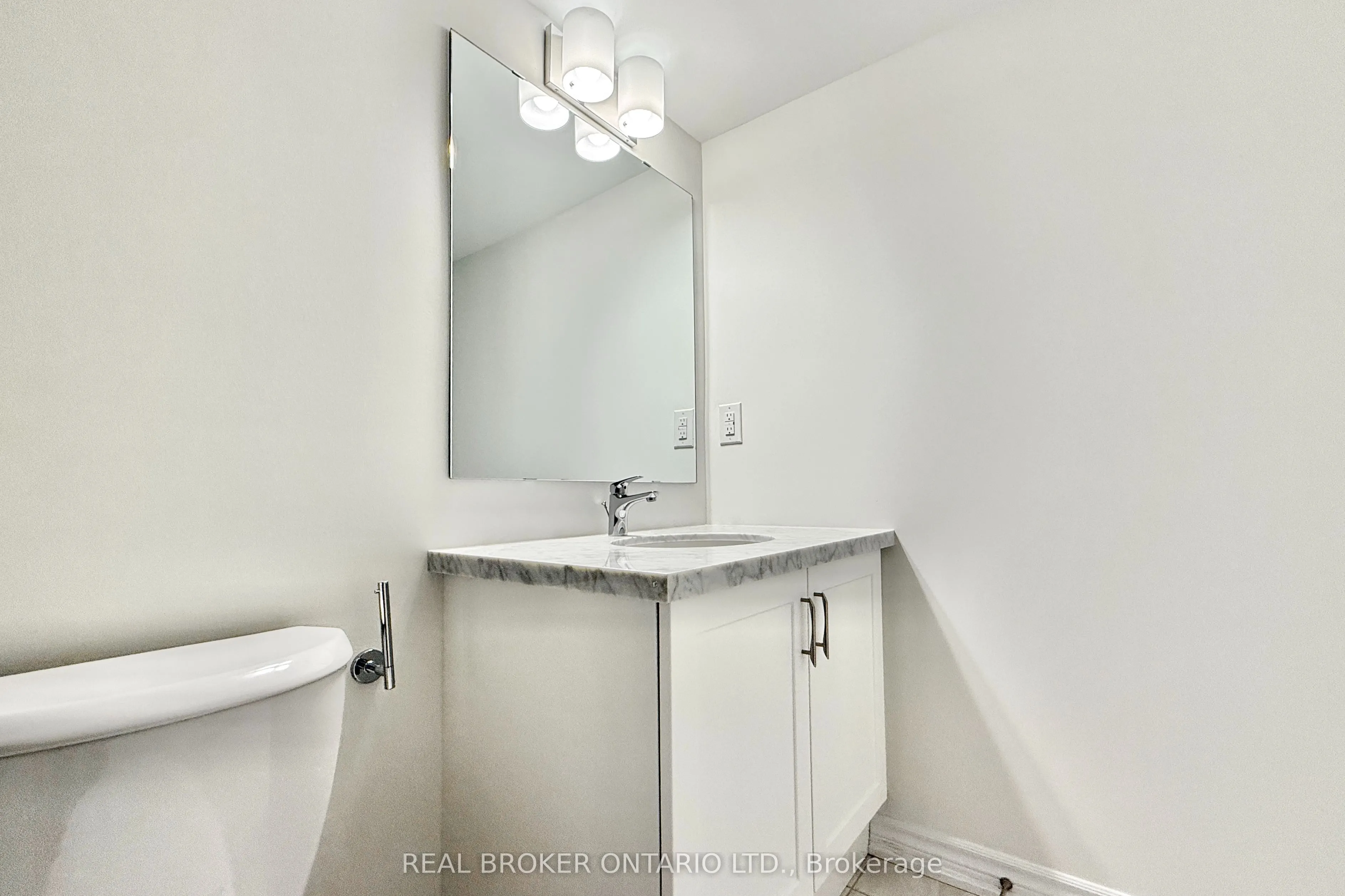 17 Freeman Williams Street