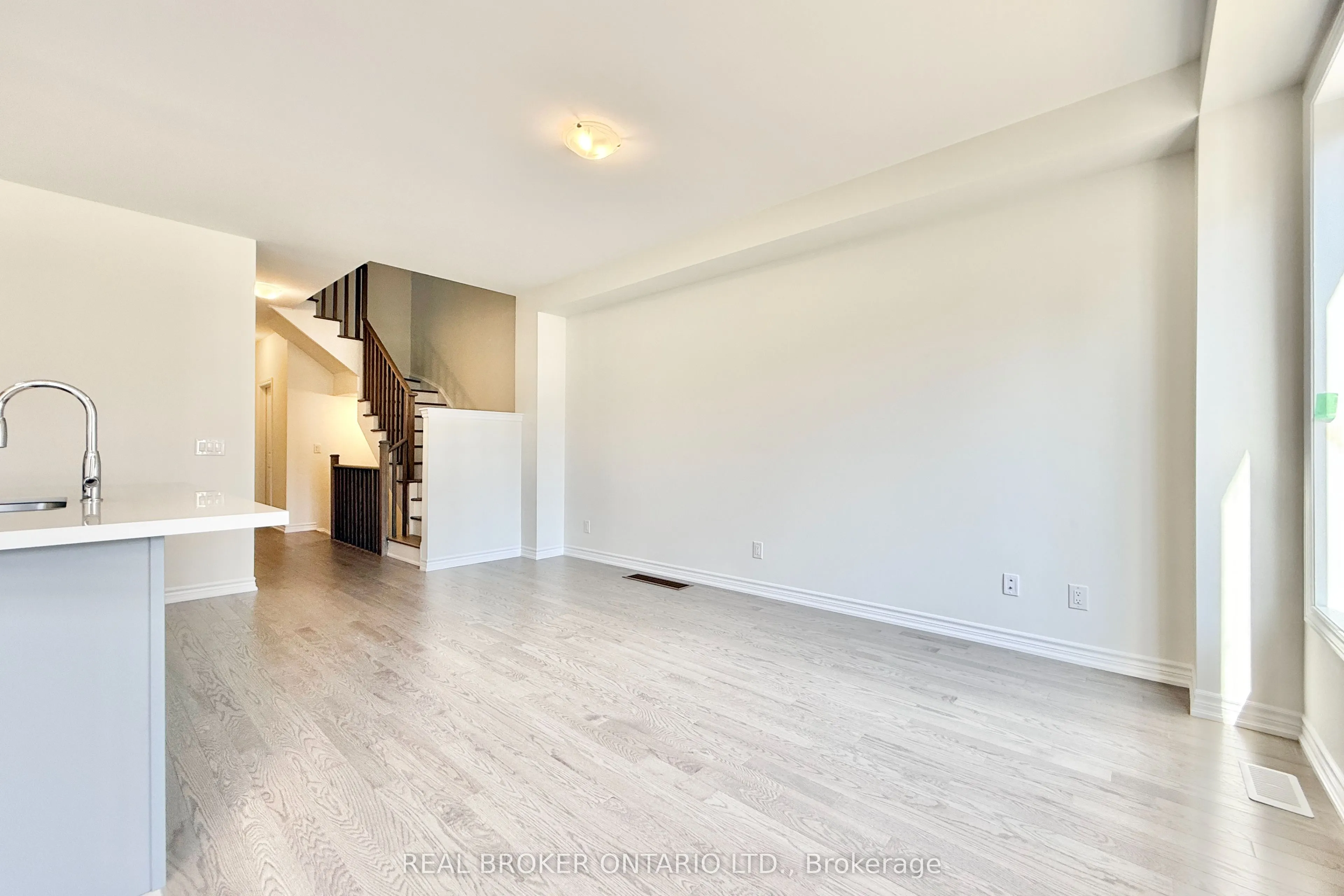 17 Freeman Williams Street