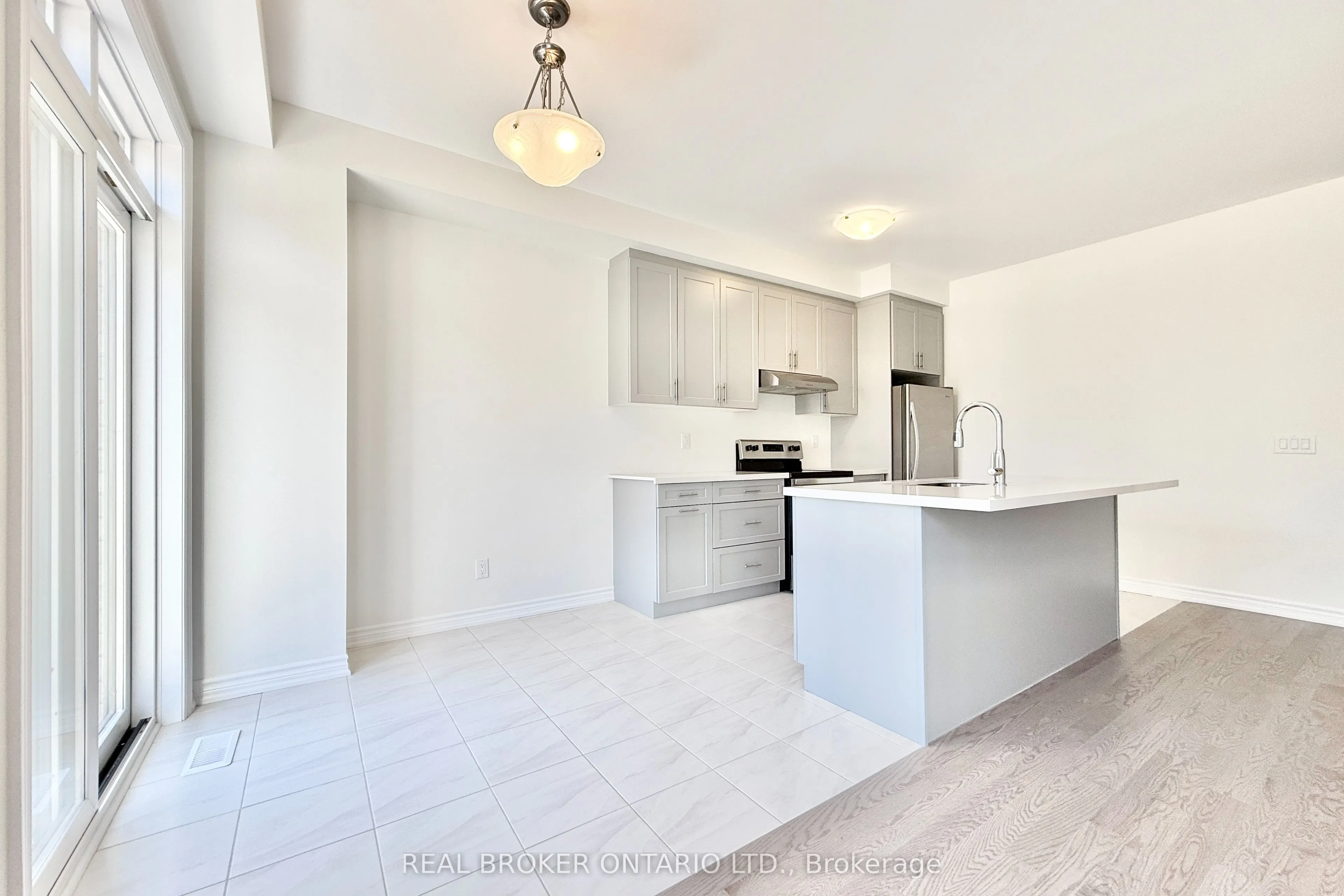 17 Freeman Williams Street