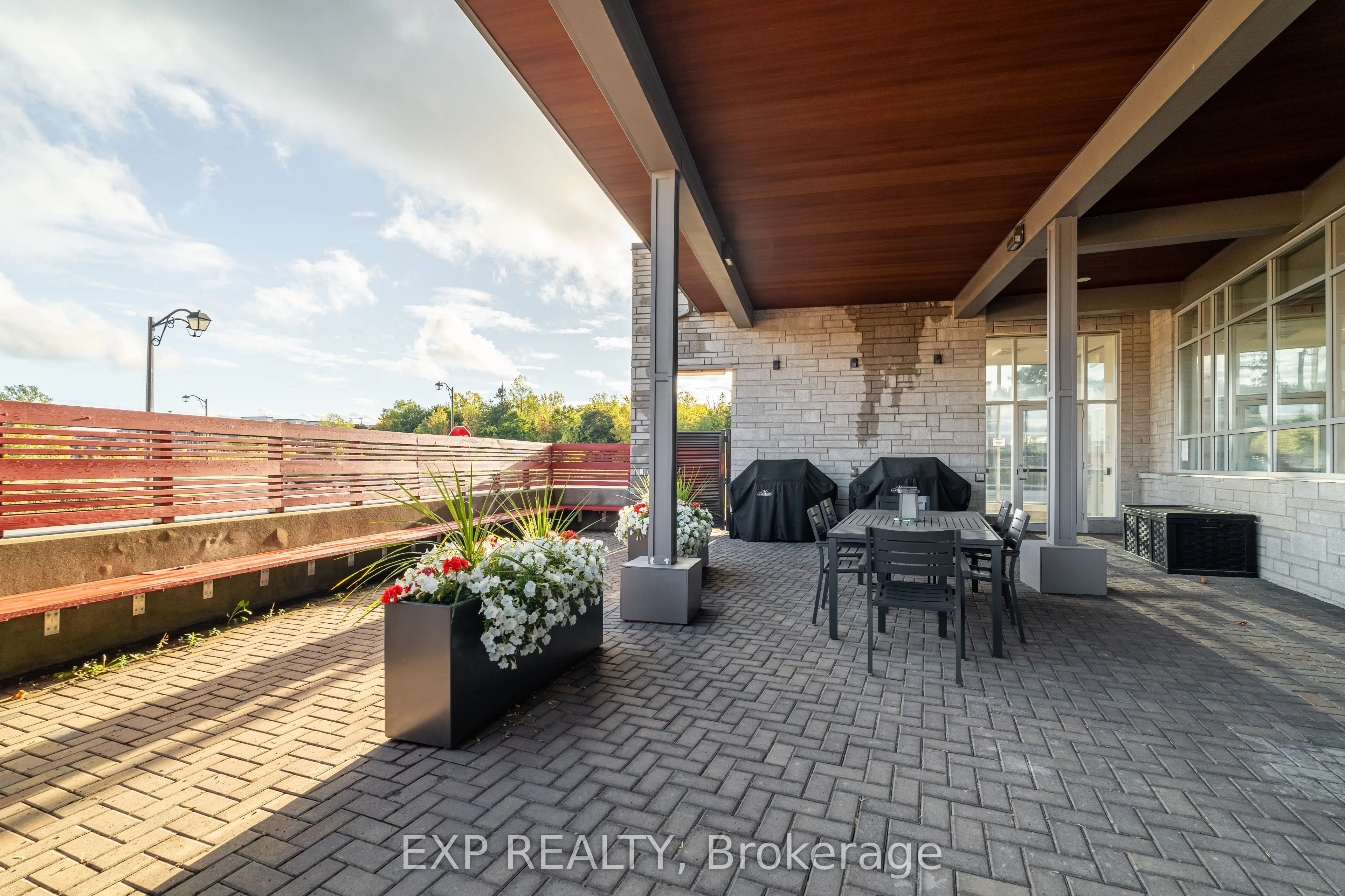 2 Adam Sellers Street, #401