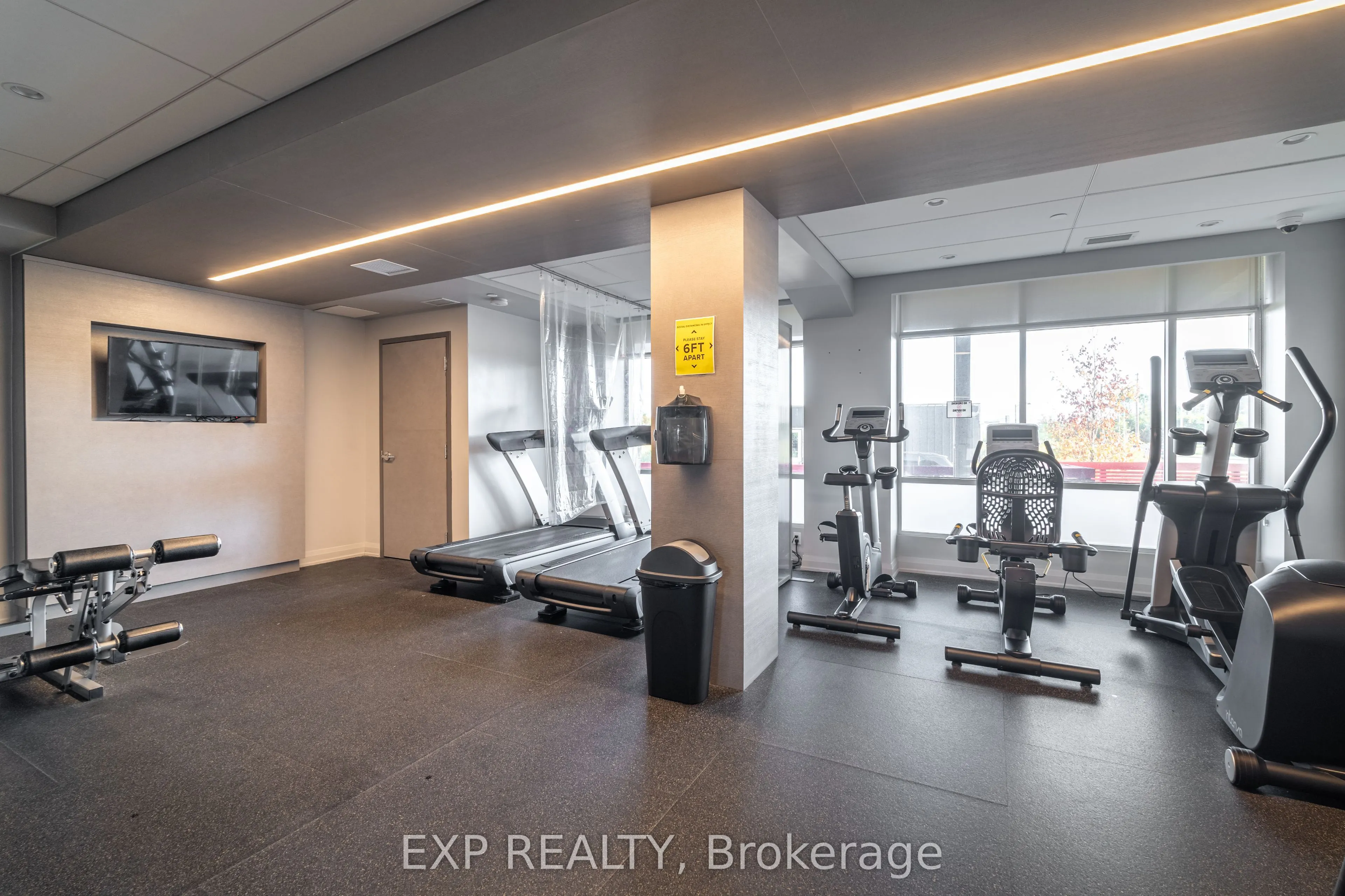 2 Adam Sellers Street, #401