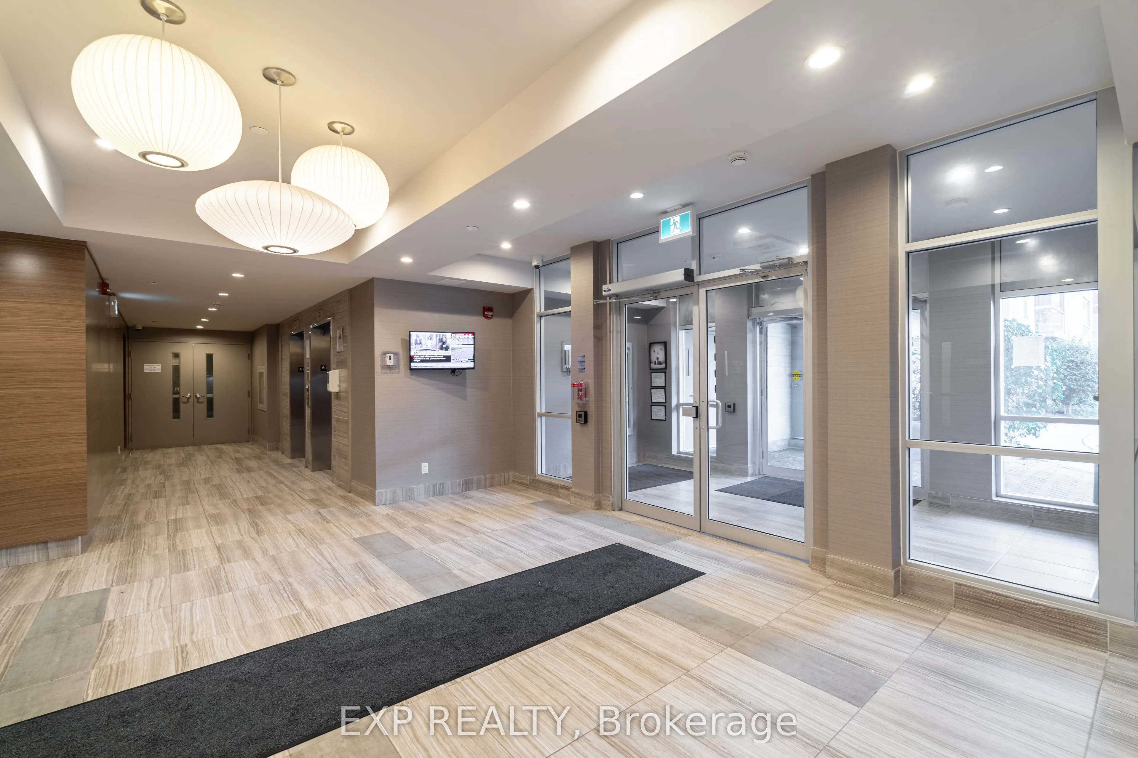 2 Adam Sellers Street, #401