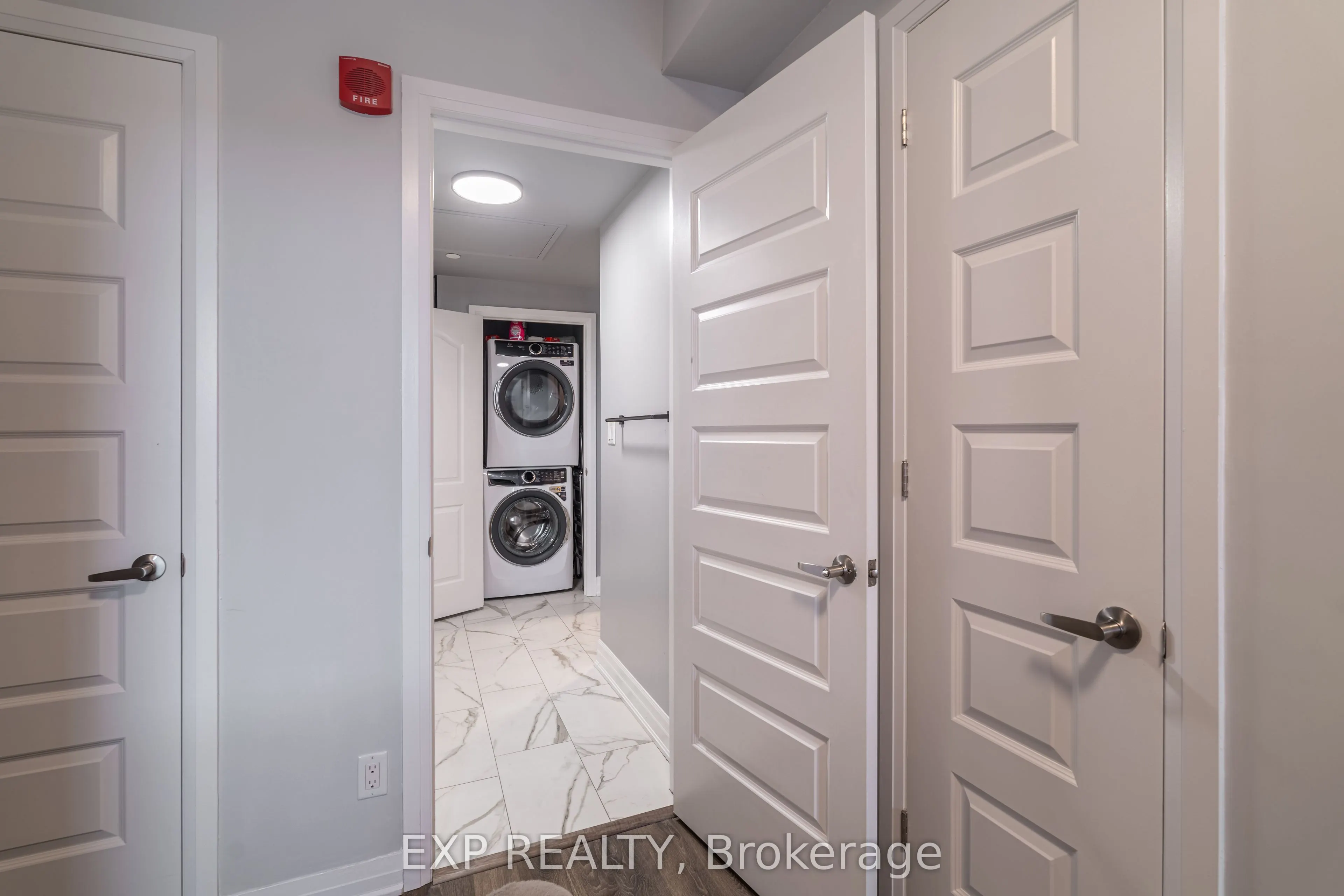 2 Adam Sellers Street, #401