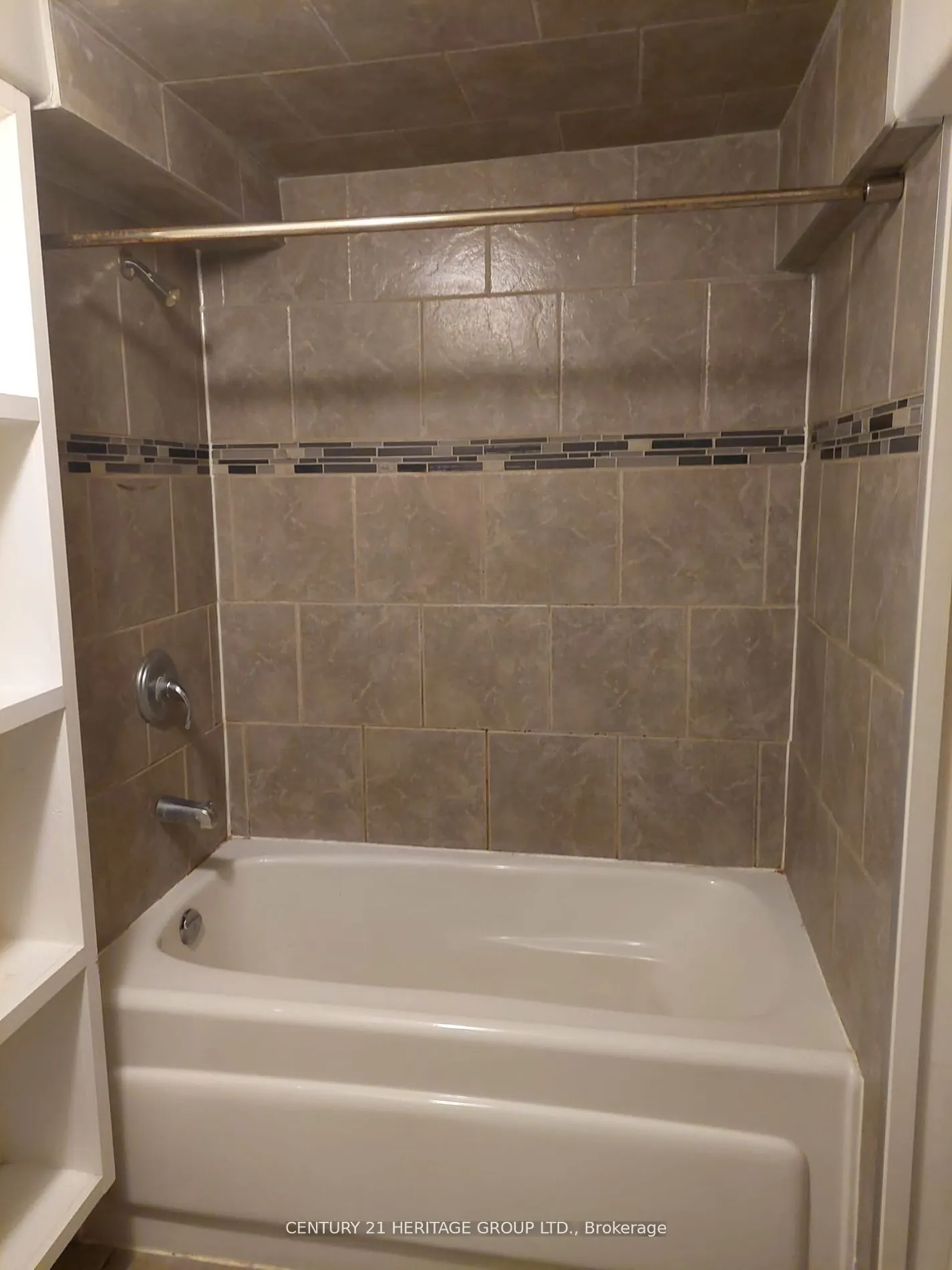 795 Greenfield Crescent, #Bsmt