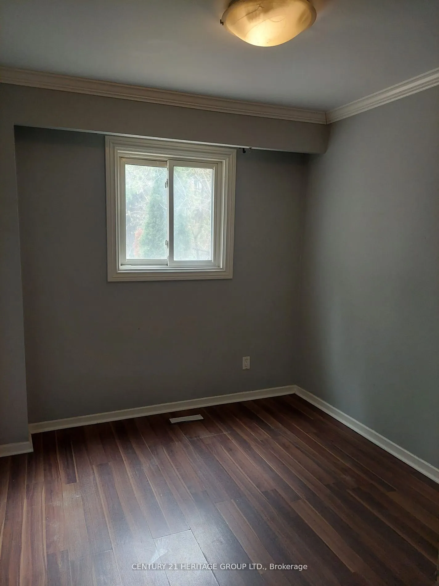 795 Greenfield Crescent, #Bsmt