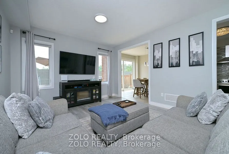 69 WALKER Boulevard