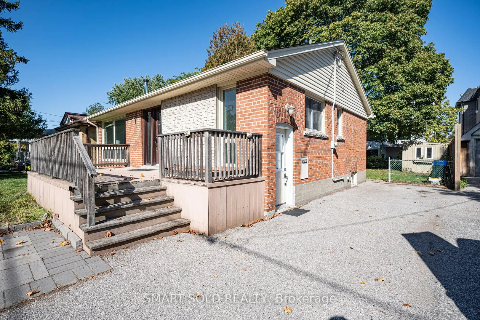 295 Boisdale Avenue