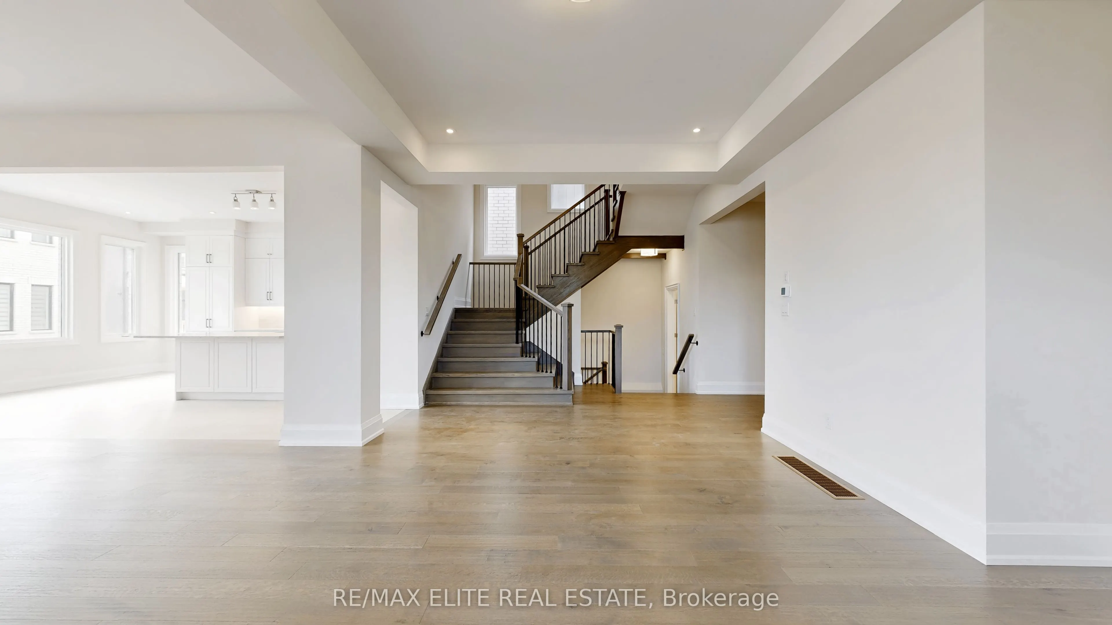 11 DWELL Avenue