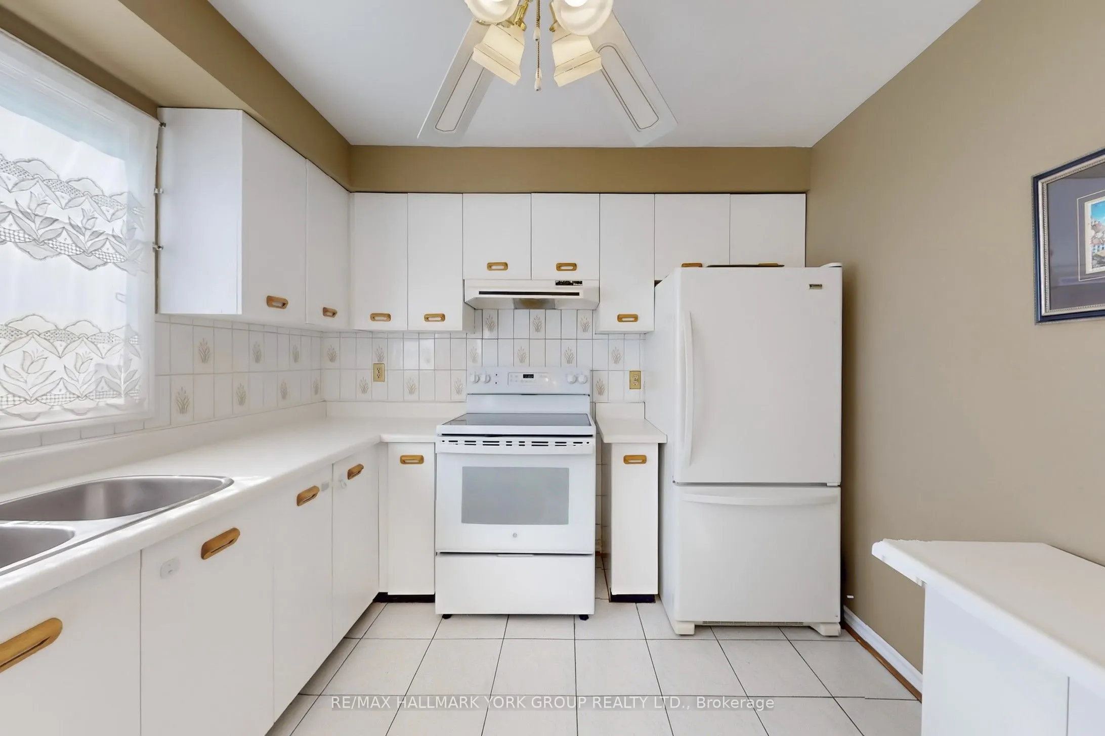 46 Finchley Circle