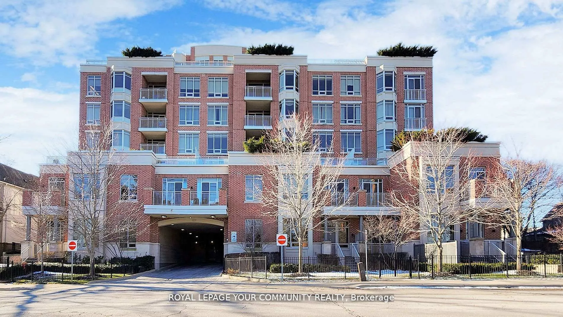 10101 Yonge Street, #303