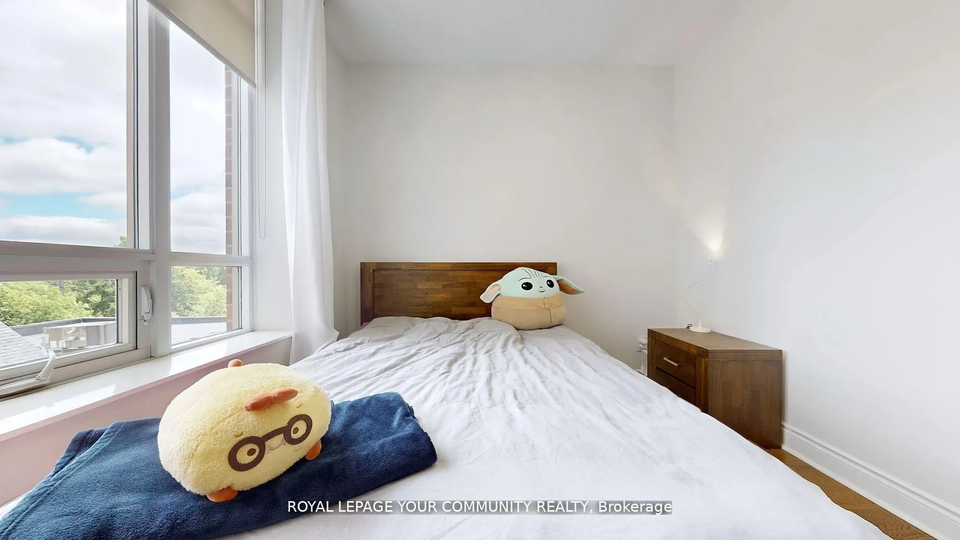 10101 Yonge Street, #303