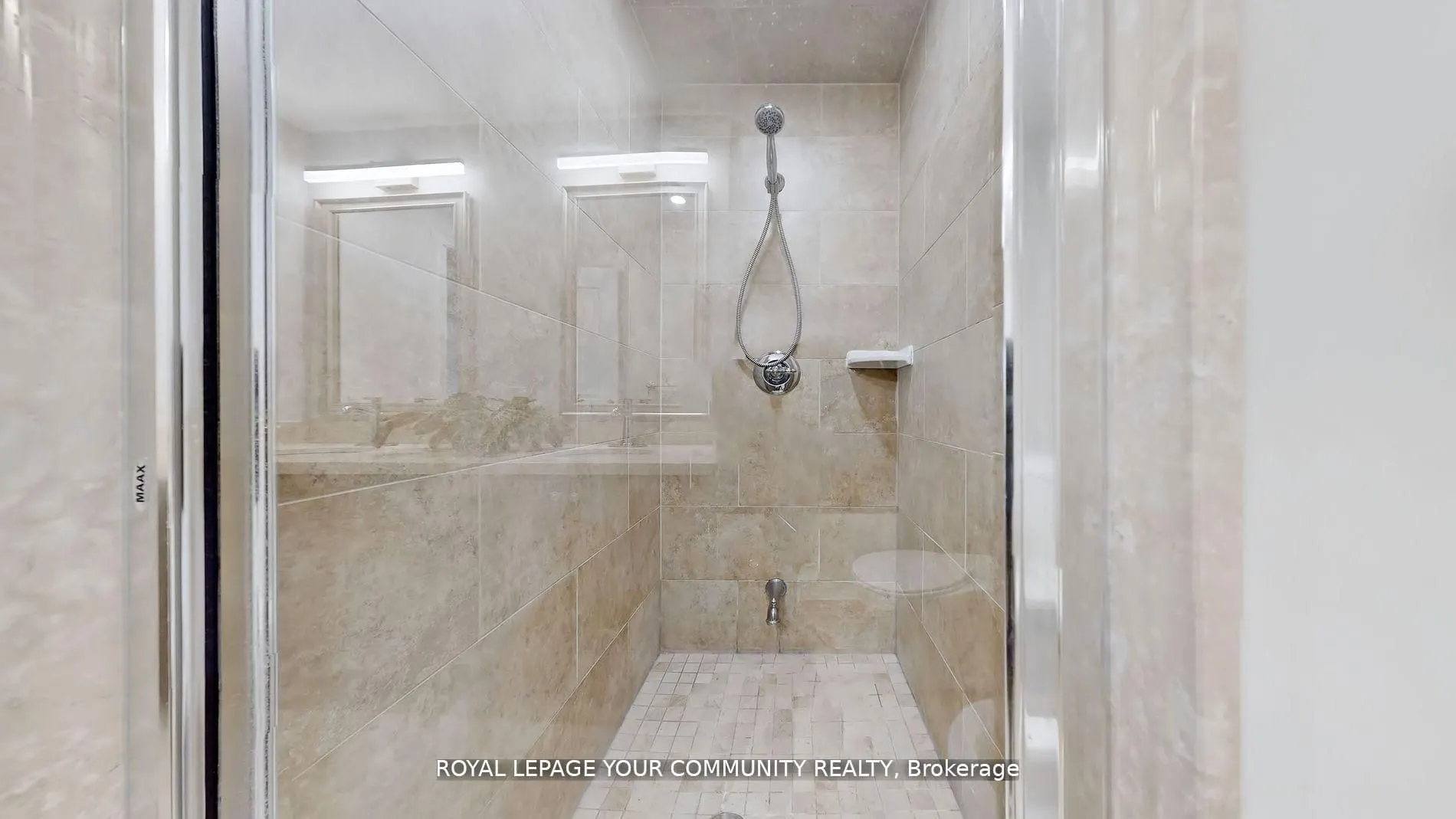 10101 Yonge Street, #303