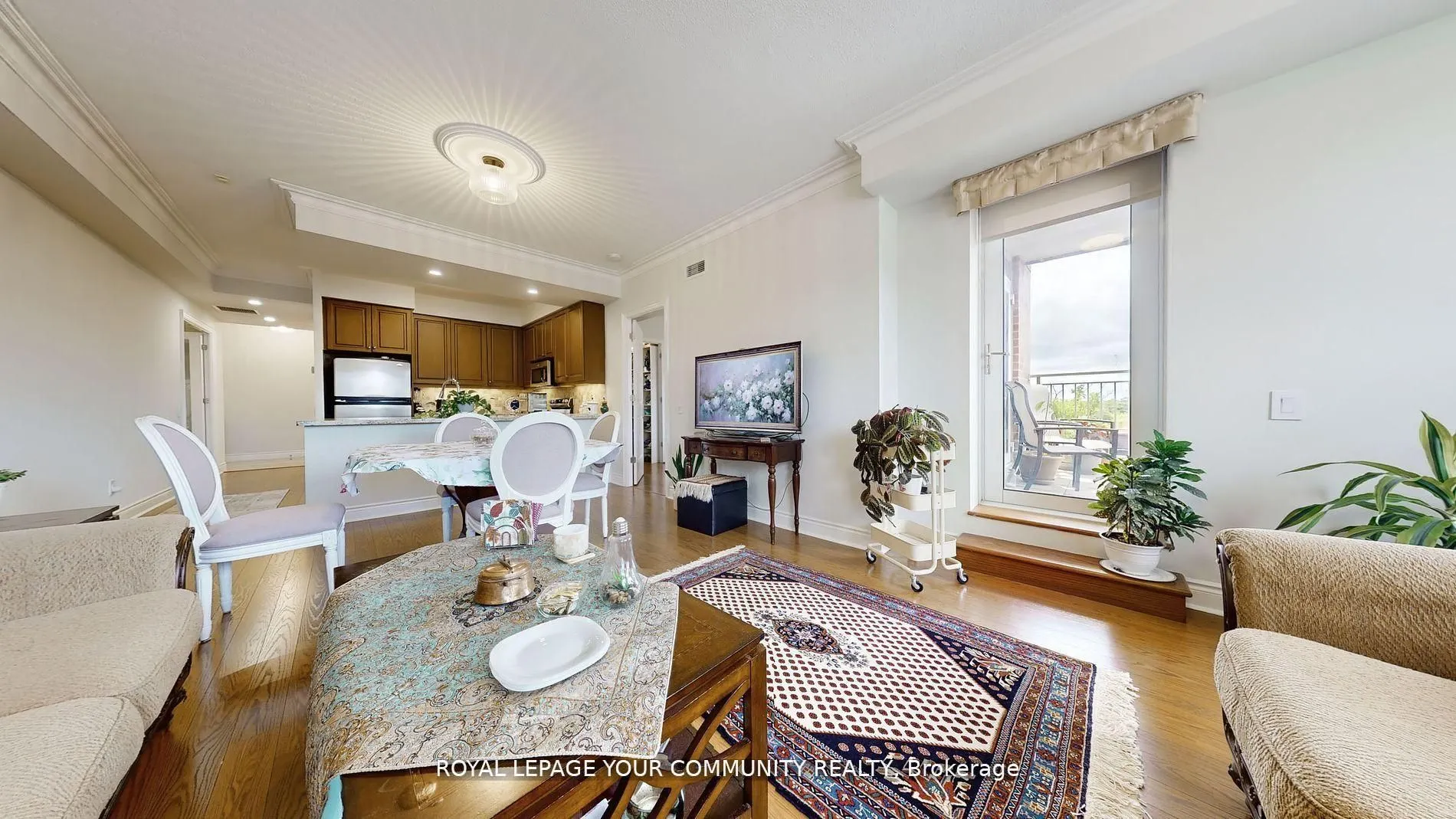 10101 Yonge Street, #303