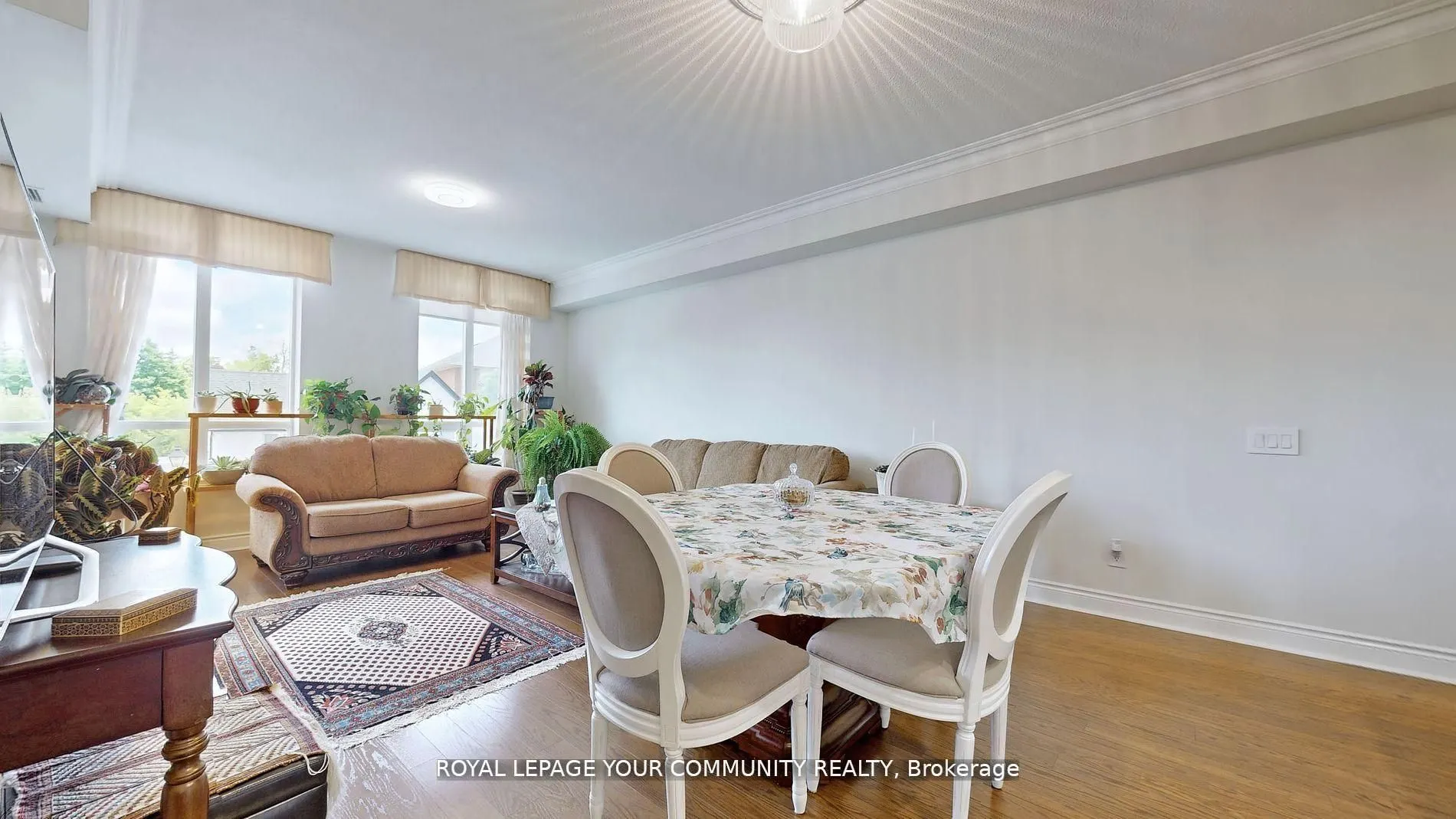 10101 Yonge Street, #303