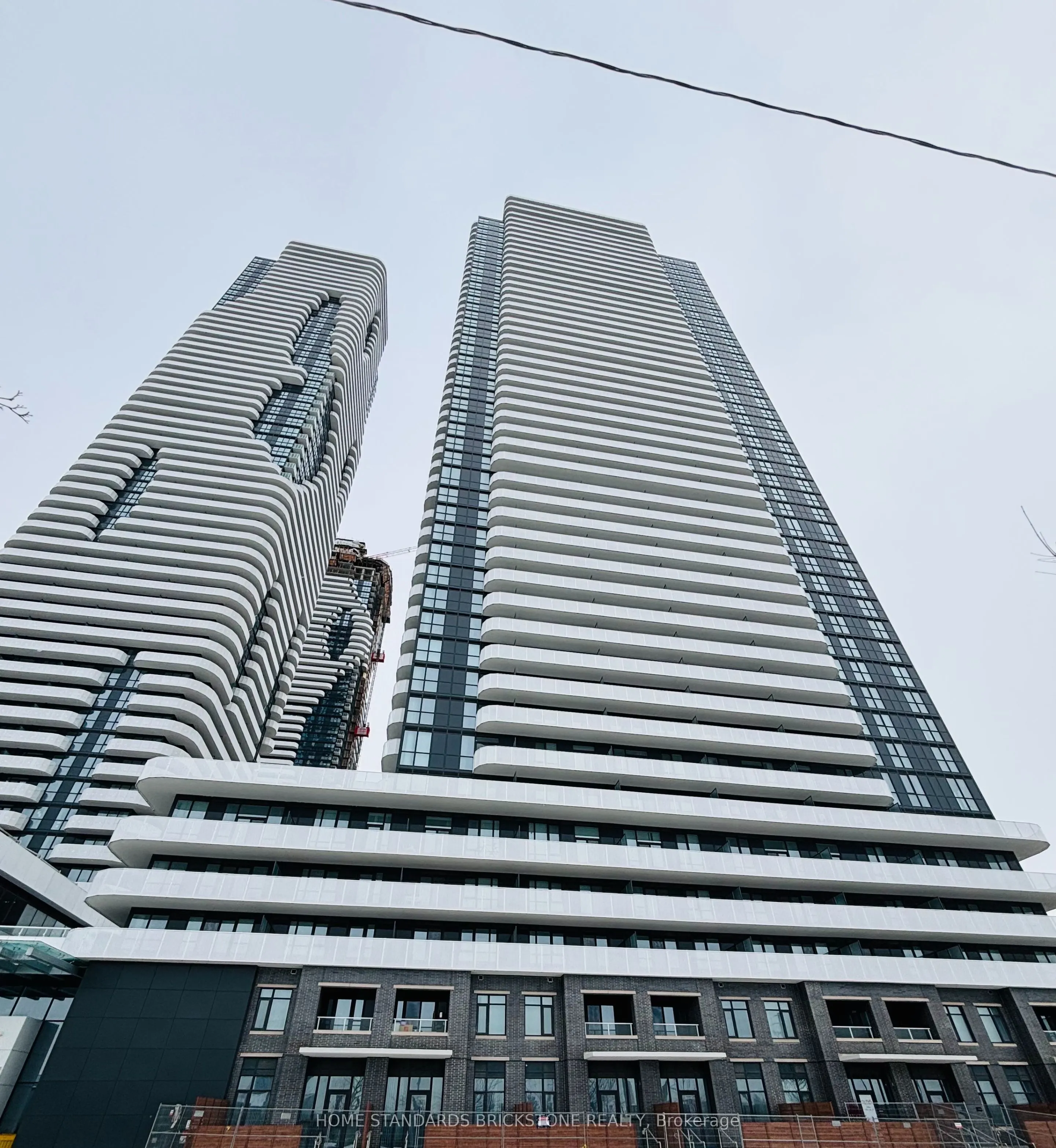 195 Commerce Street, #4506