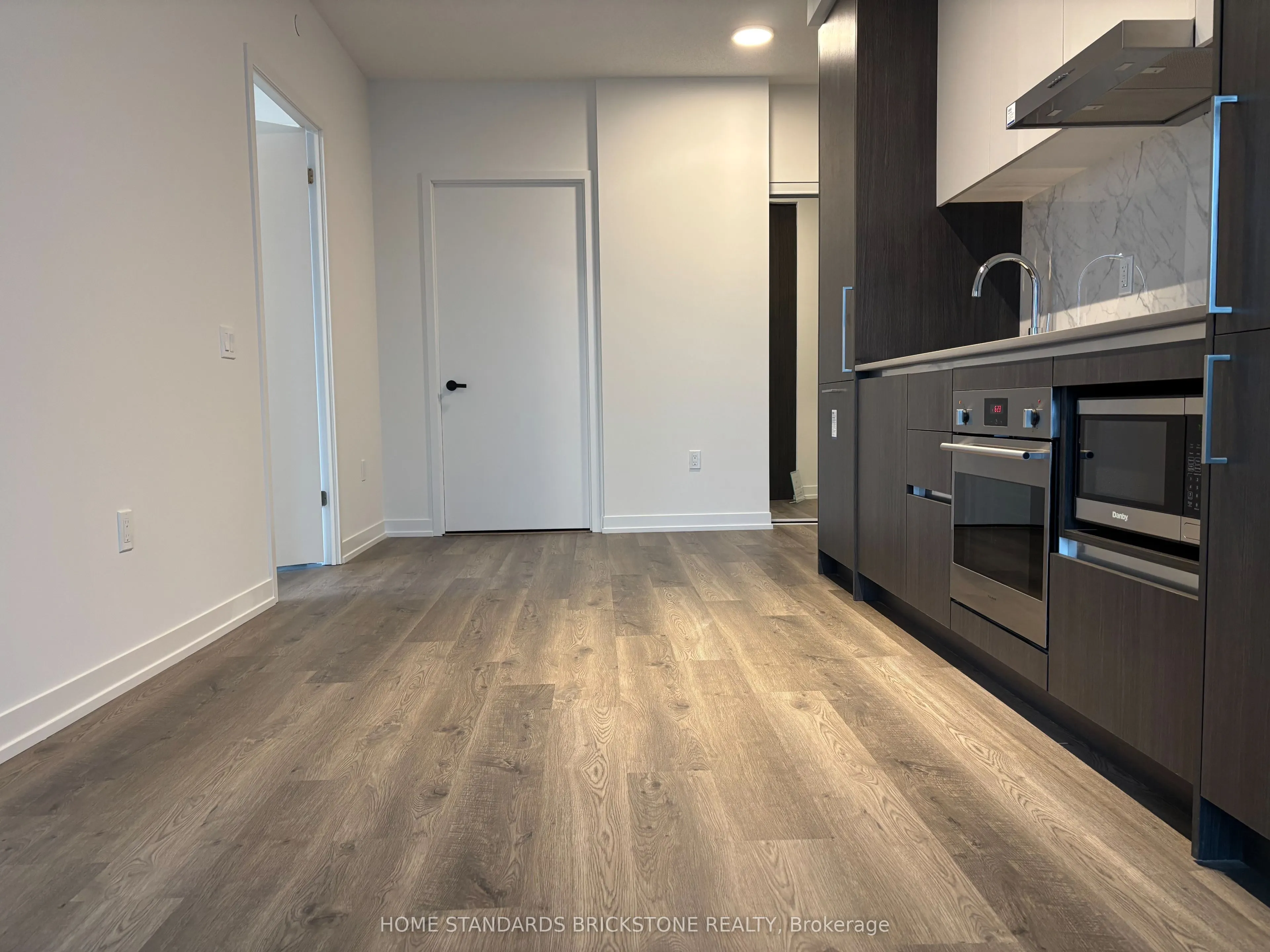 195 Commerce Street, #4506