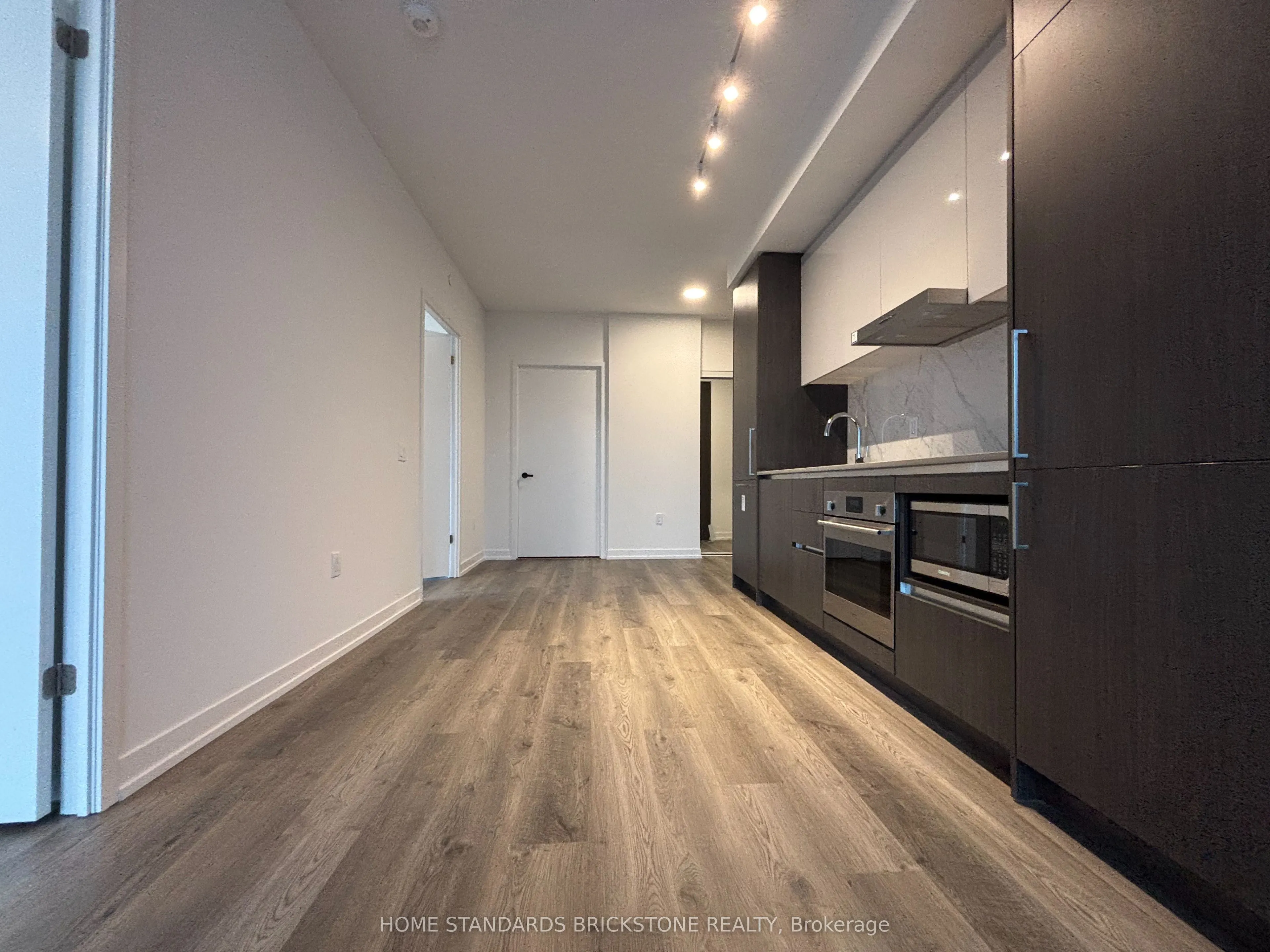 195 Commerce Street, #4506
