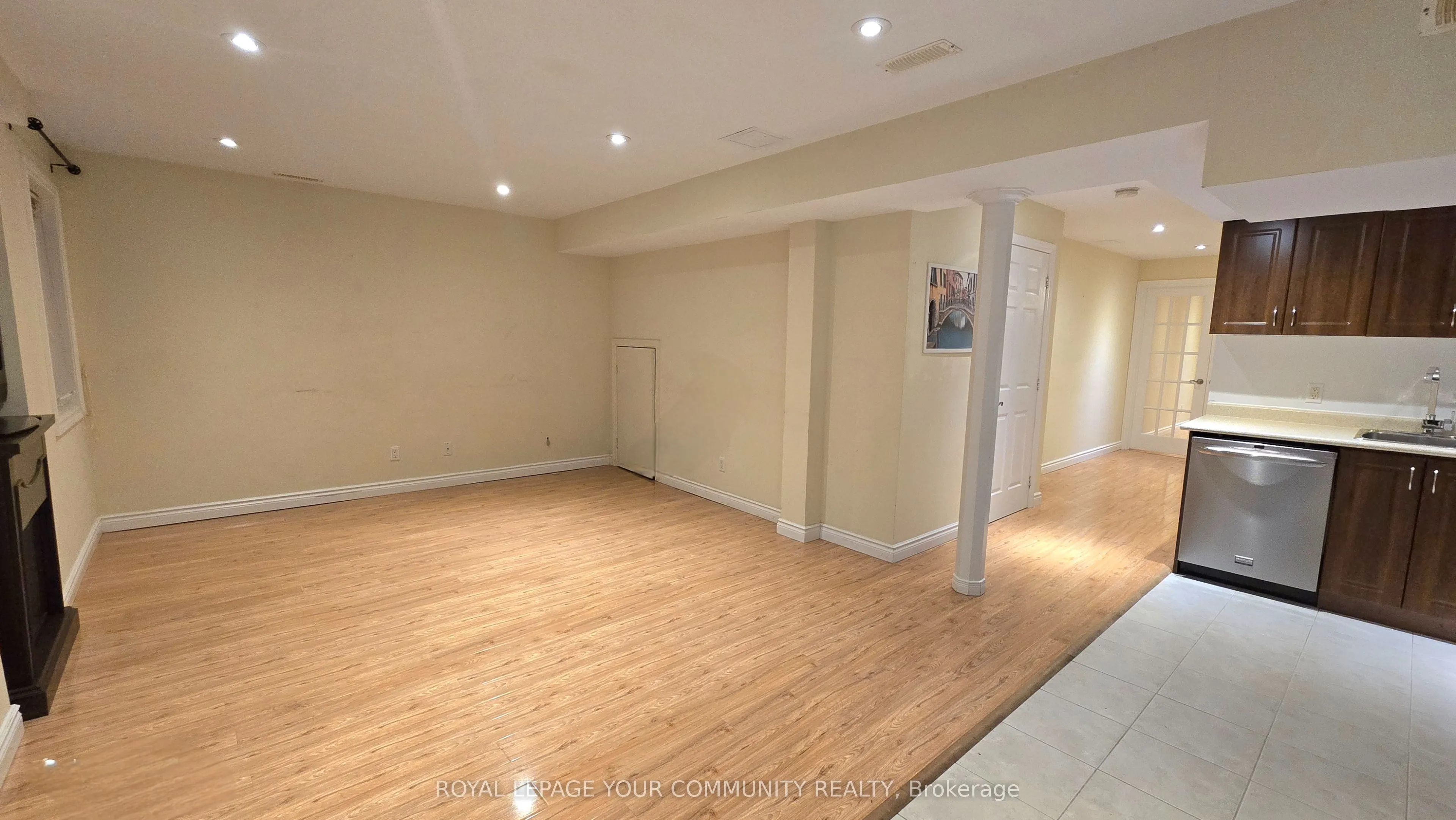 20 Seiffer Crescent, #Lower