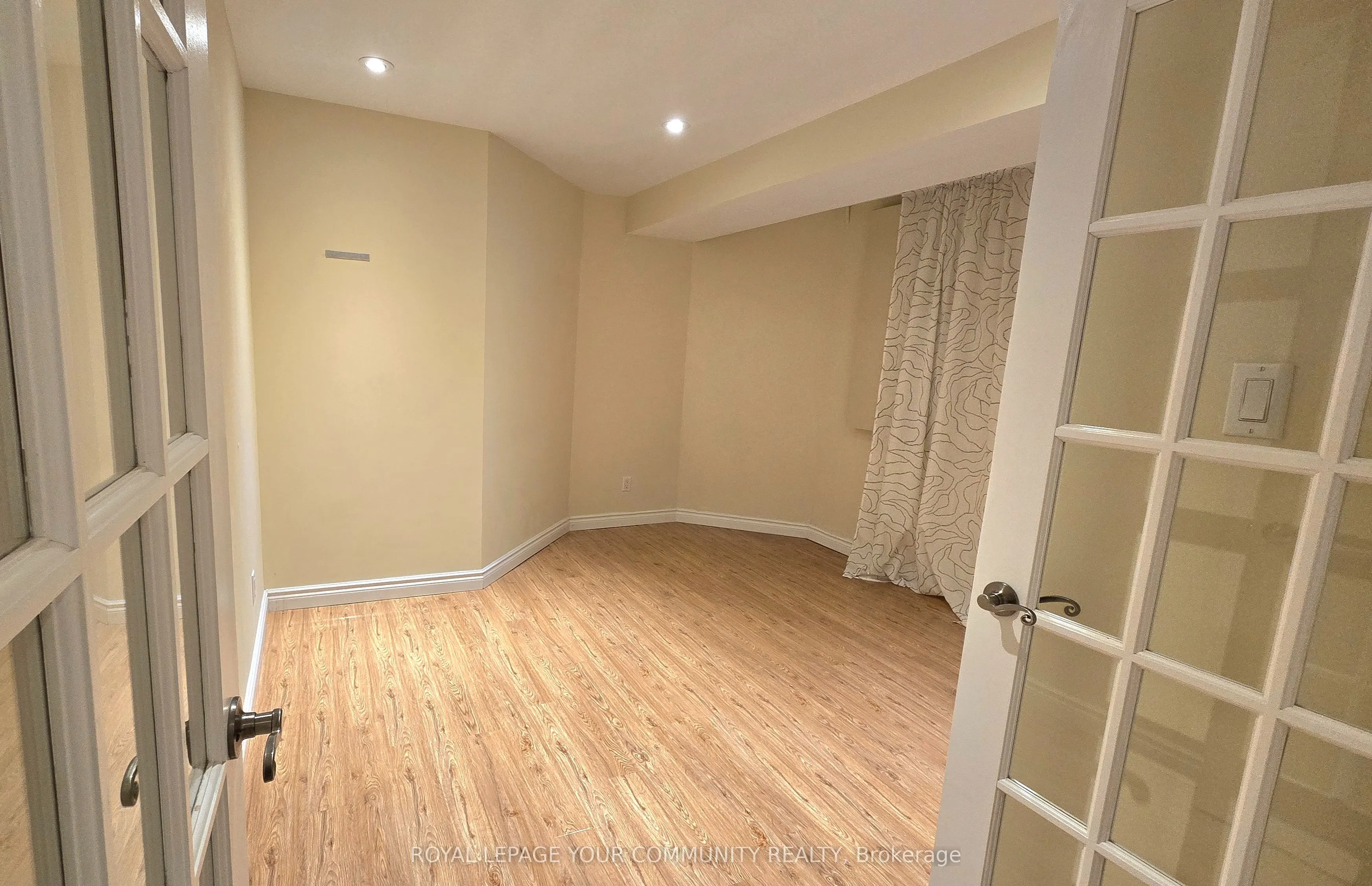 20 Seiffer Crescent, #Lower