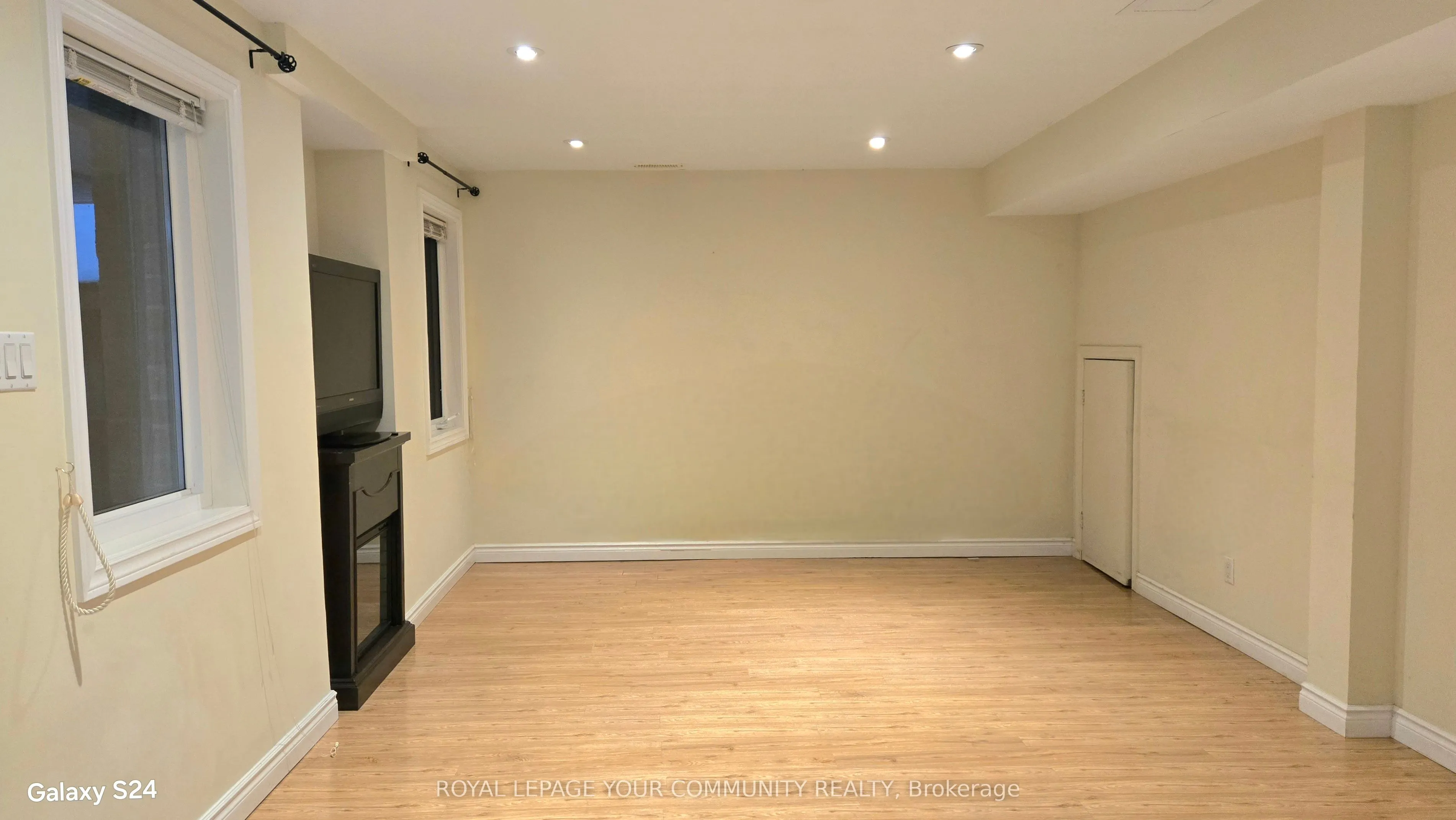 20 Seiffer Crescent, #Lower