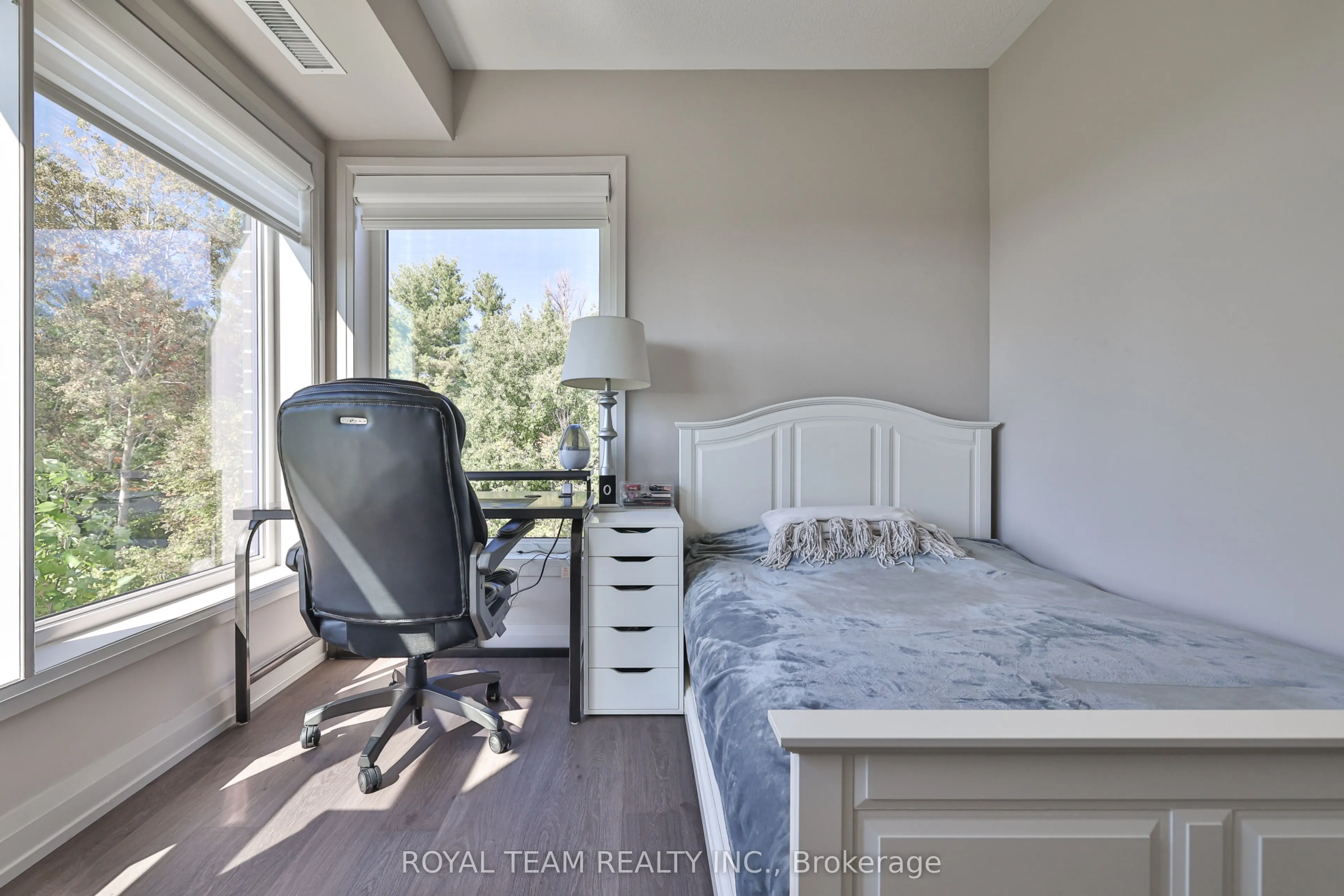 555 William Graham Drive, #307