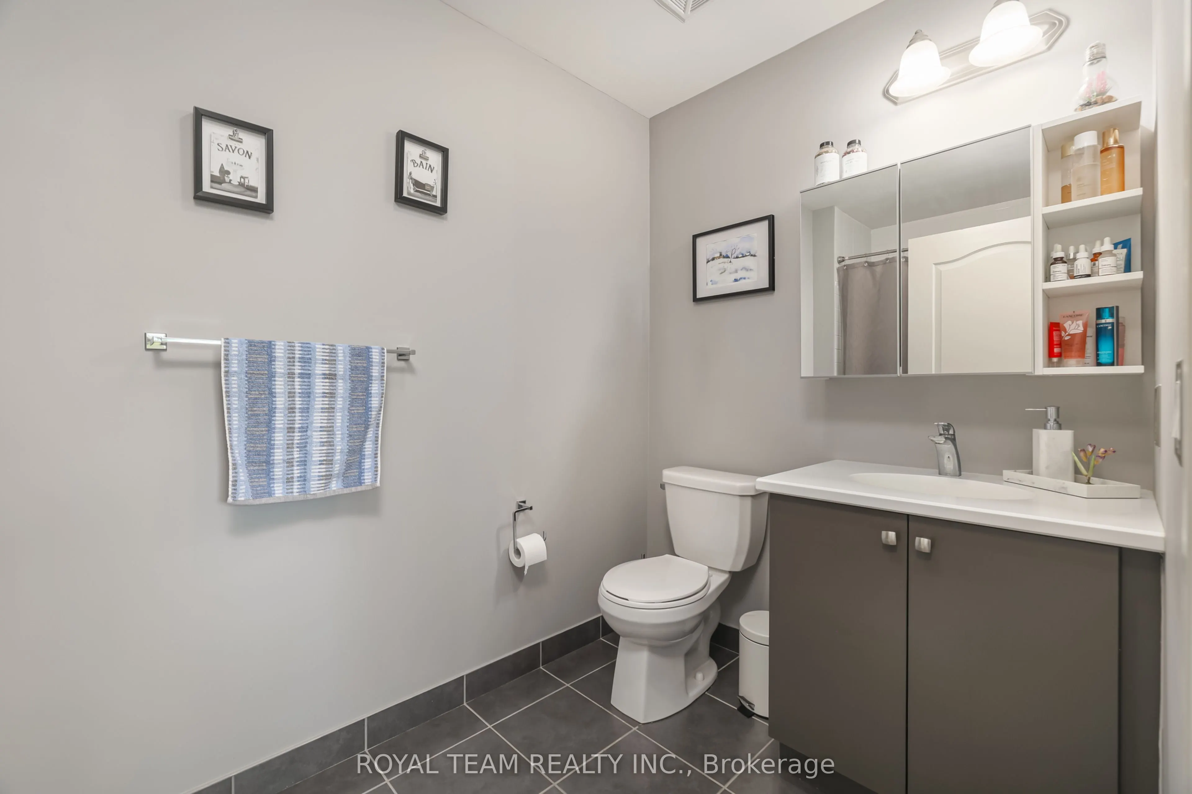 555 William Graham Drive, #307