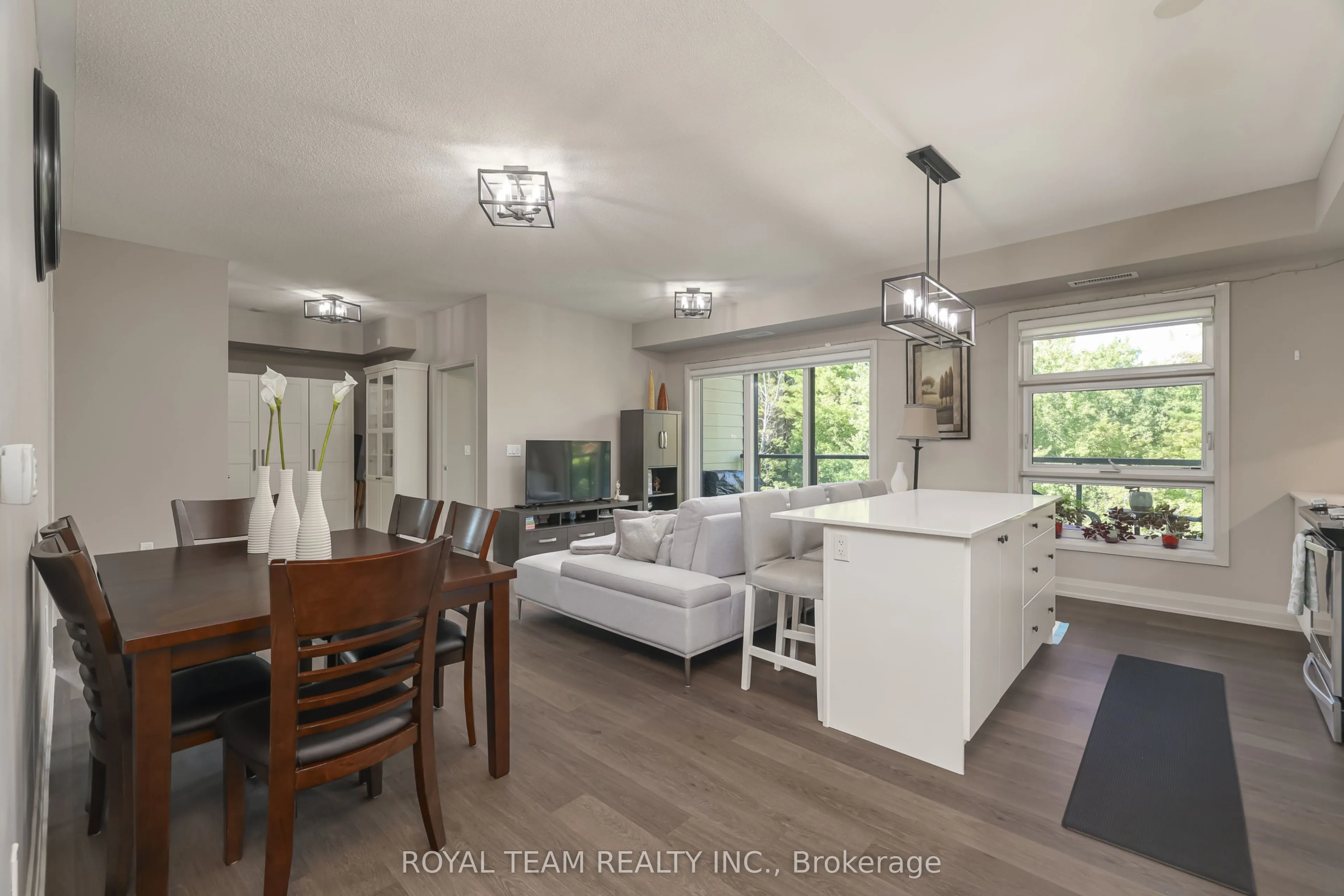 555 William Graham Drive, #307