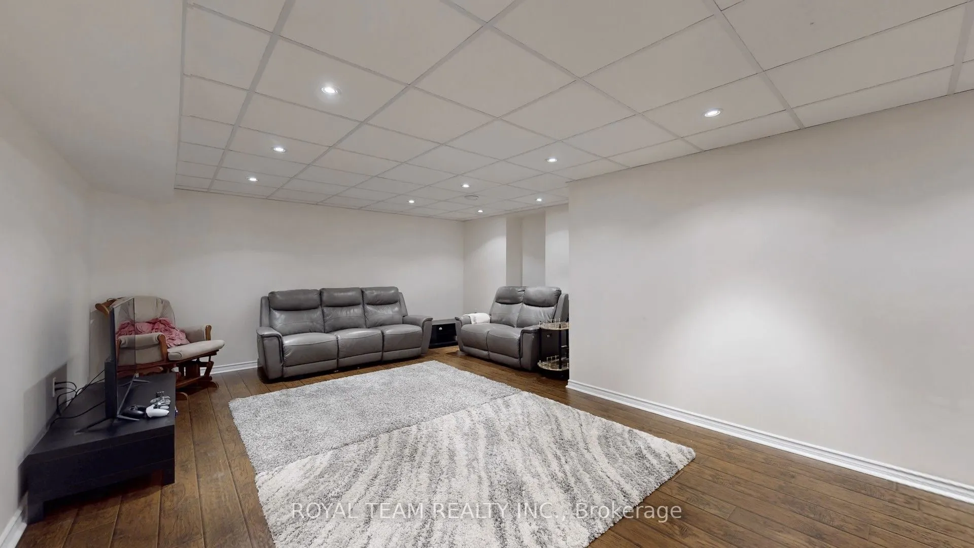 4 Church View Avenue