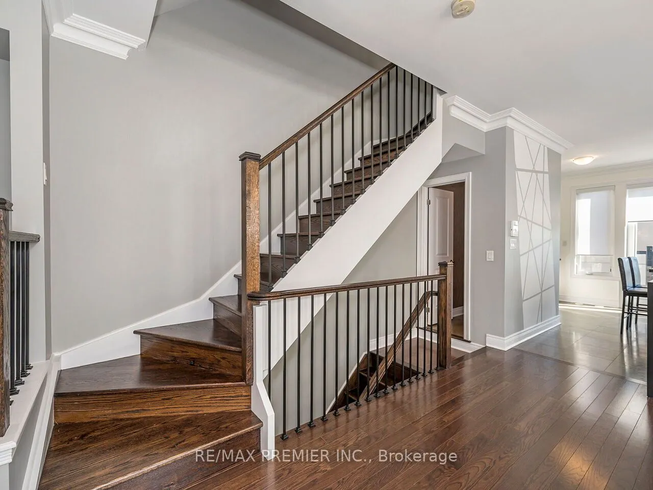 1 Powseland Crescent, #1