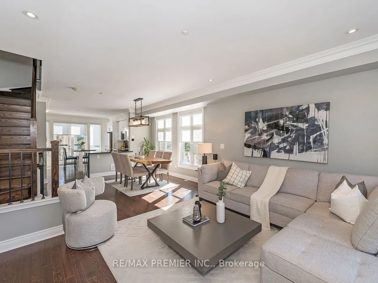 1 Powseland Crescent, #1