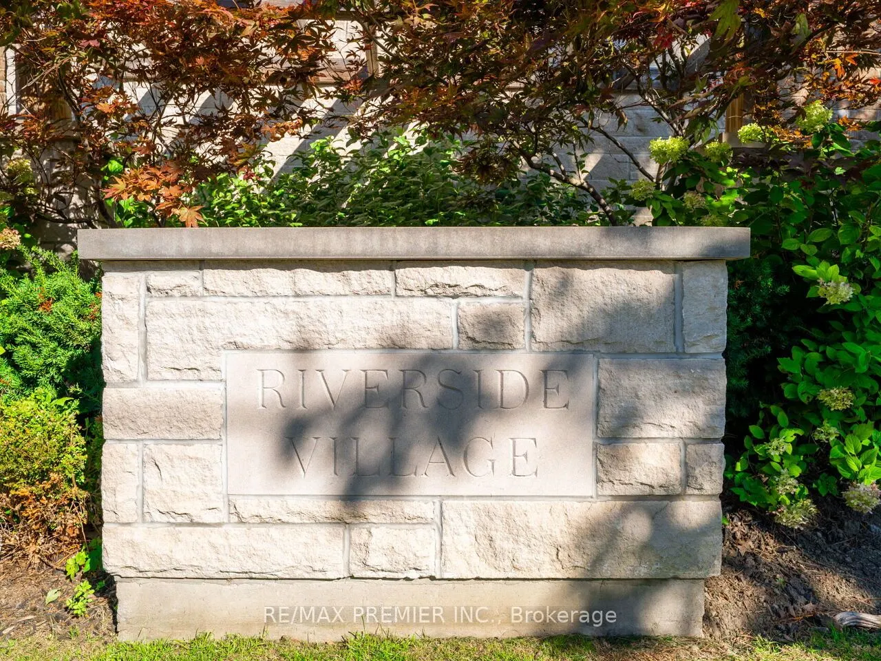 1 Powseland Crescent, #1