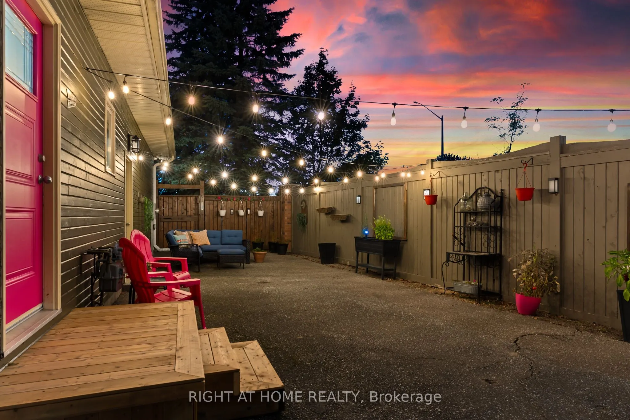 2255 Douglas Avenue