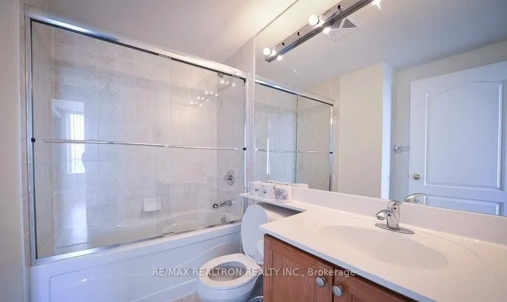 88 Promenade Circle, #609