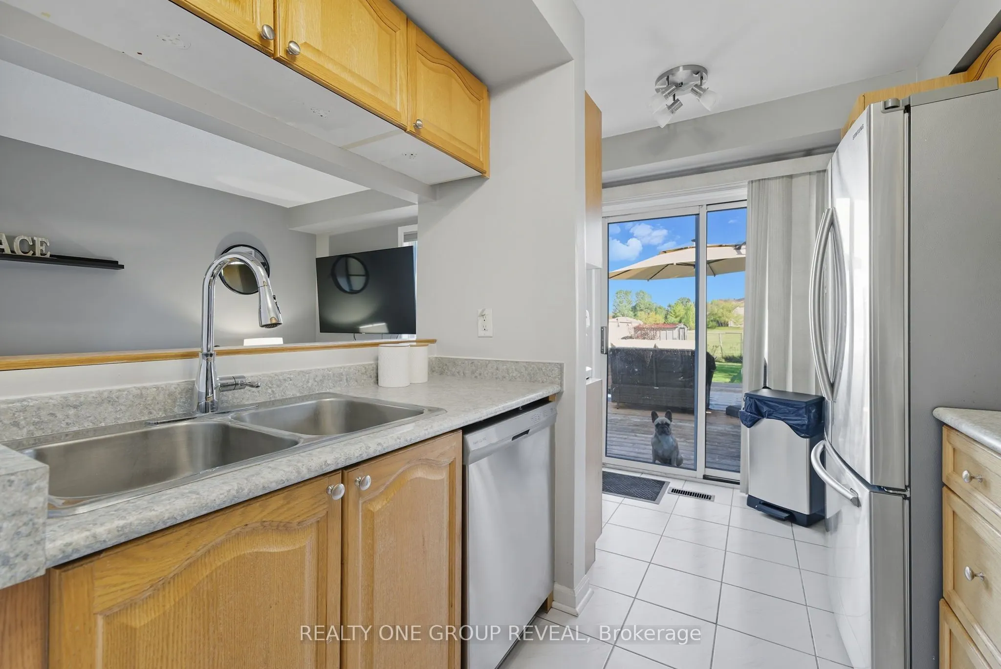 37 Mainprize Crescent