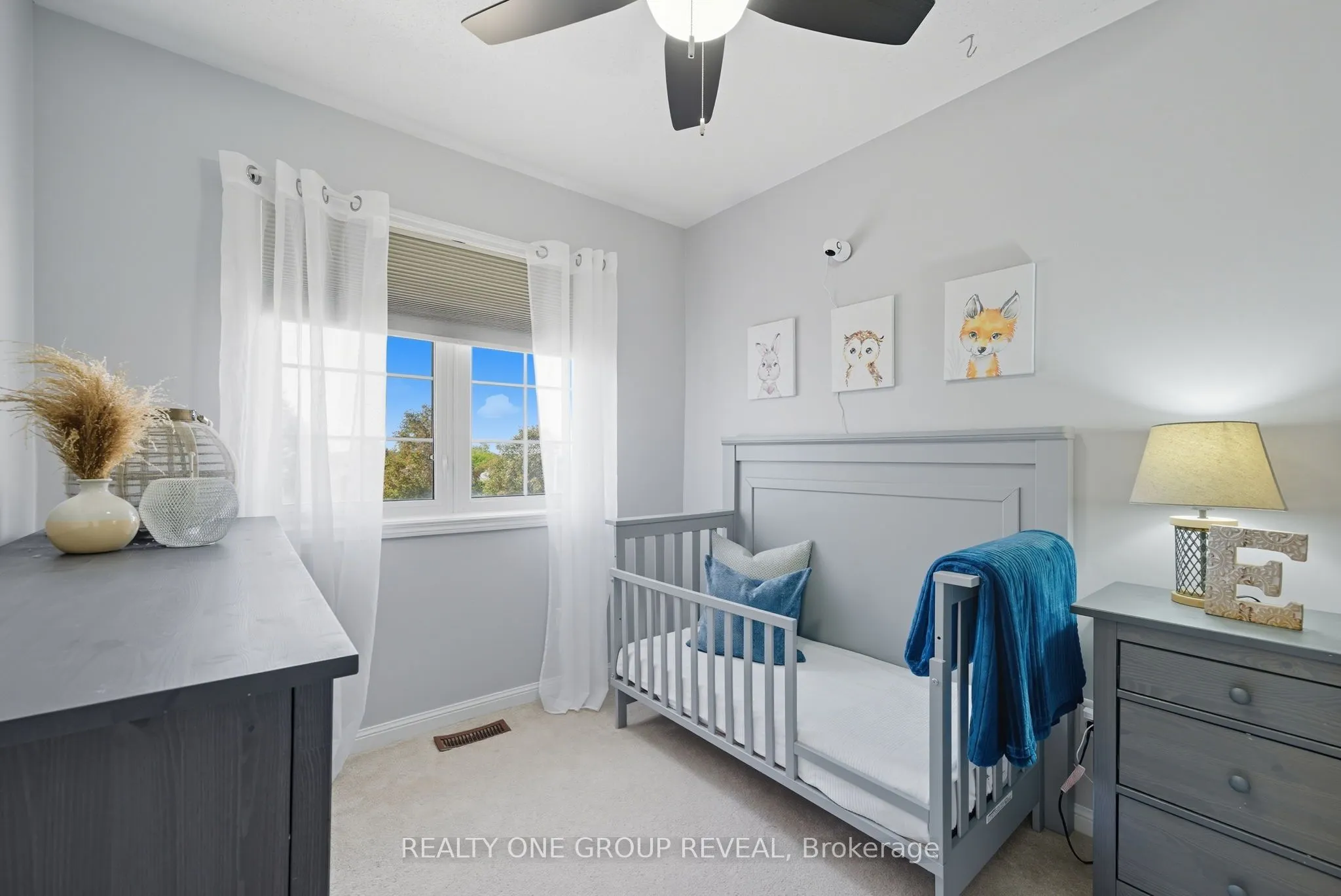 37 Mainprize Crescent