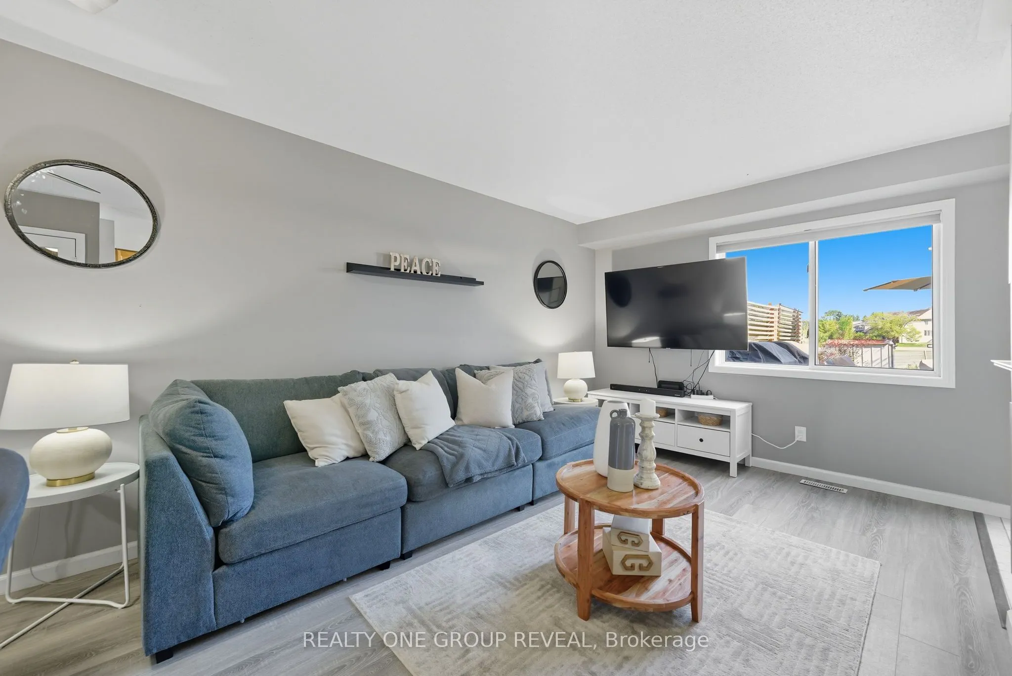 37 Mainprize Crescent