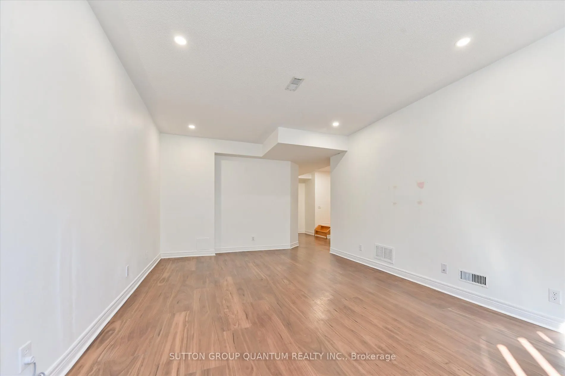59 Marshview Avenue