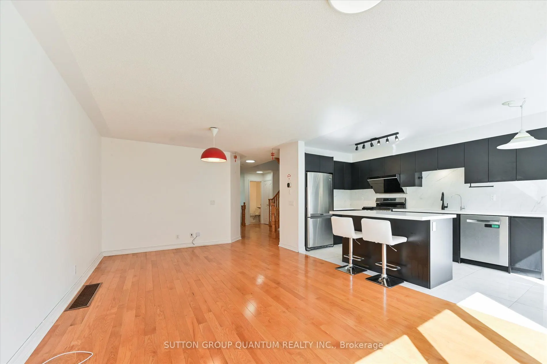 59 Marshview Avenue