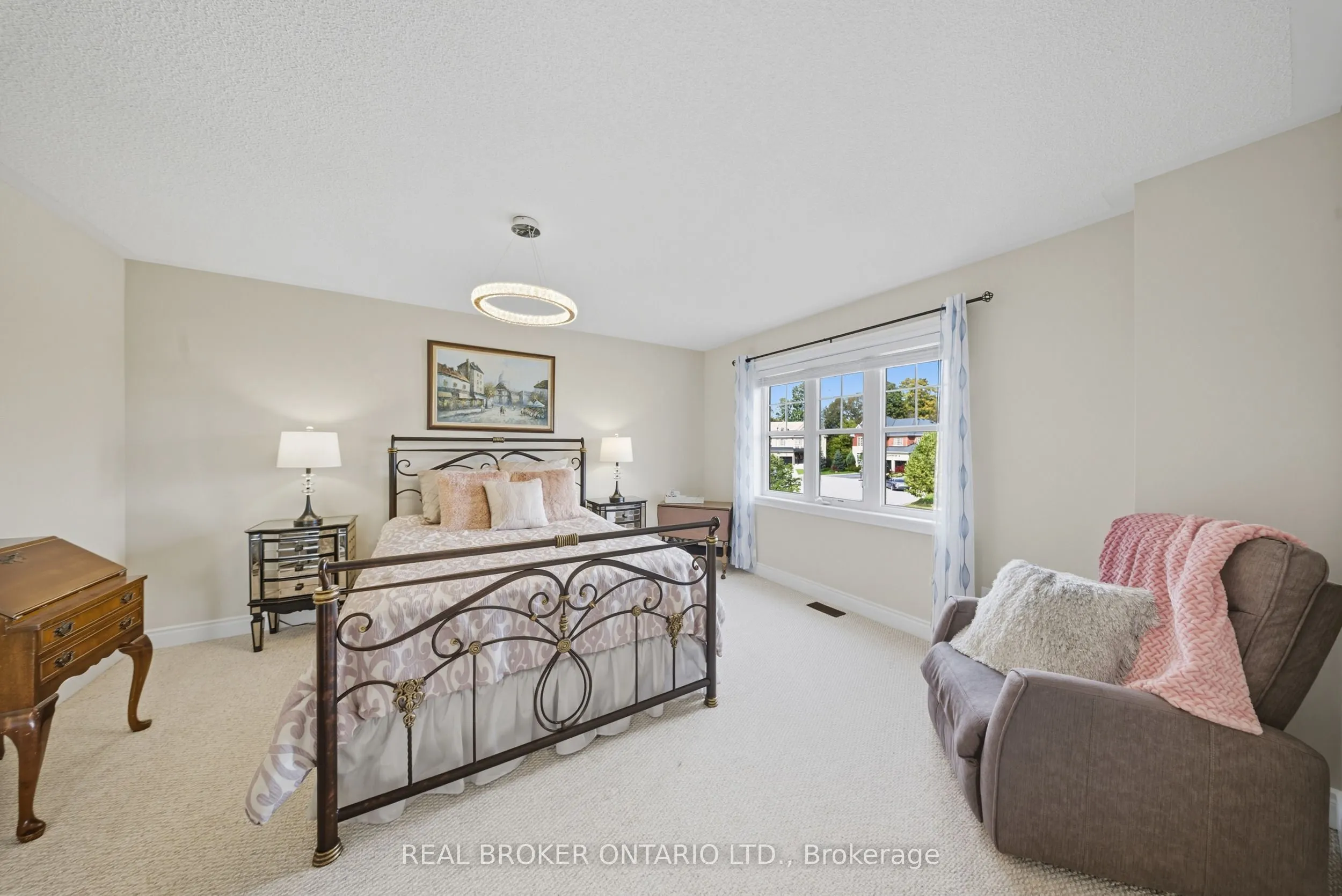 203 Gold Park Gate