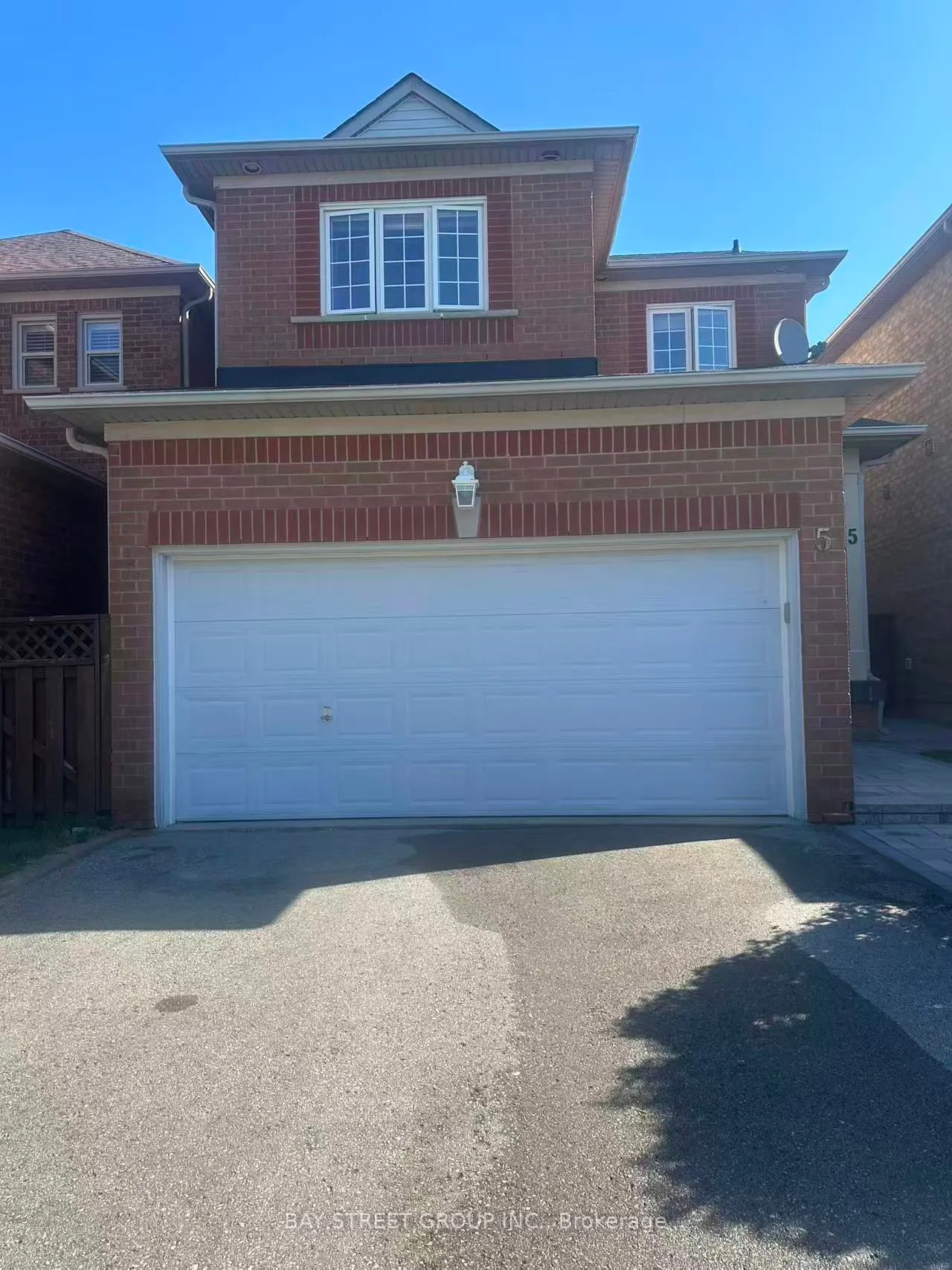 5 Ballymore Drive