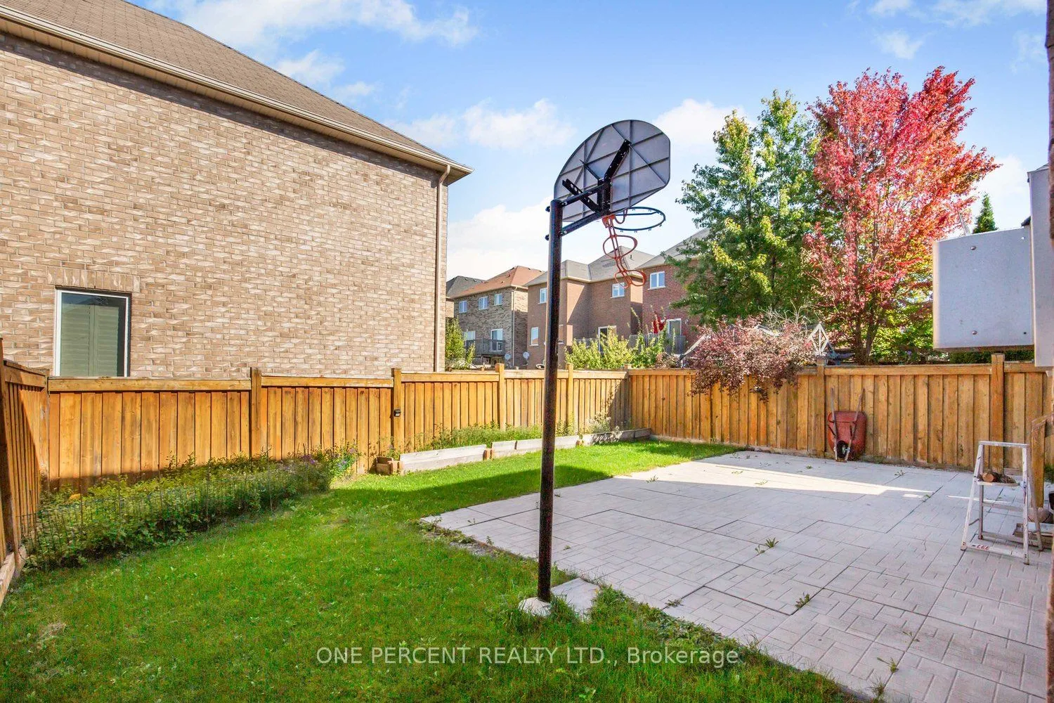 16 Mckenzie Way